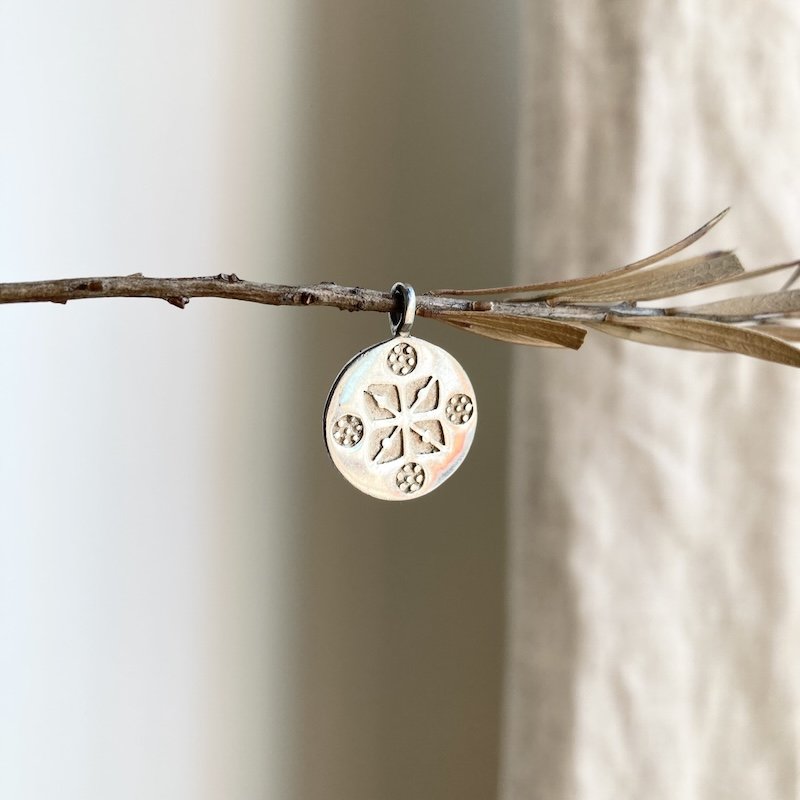 cute little sterling silver embossed pendant 4.jpeg
