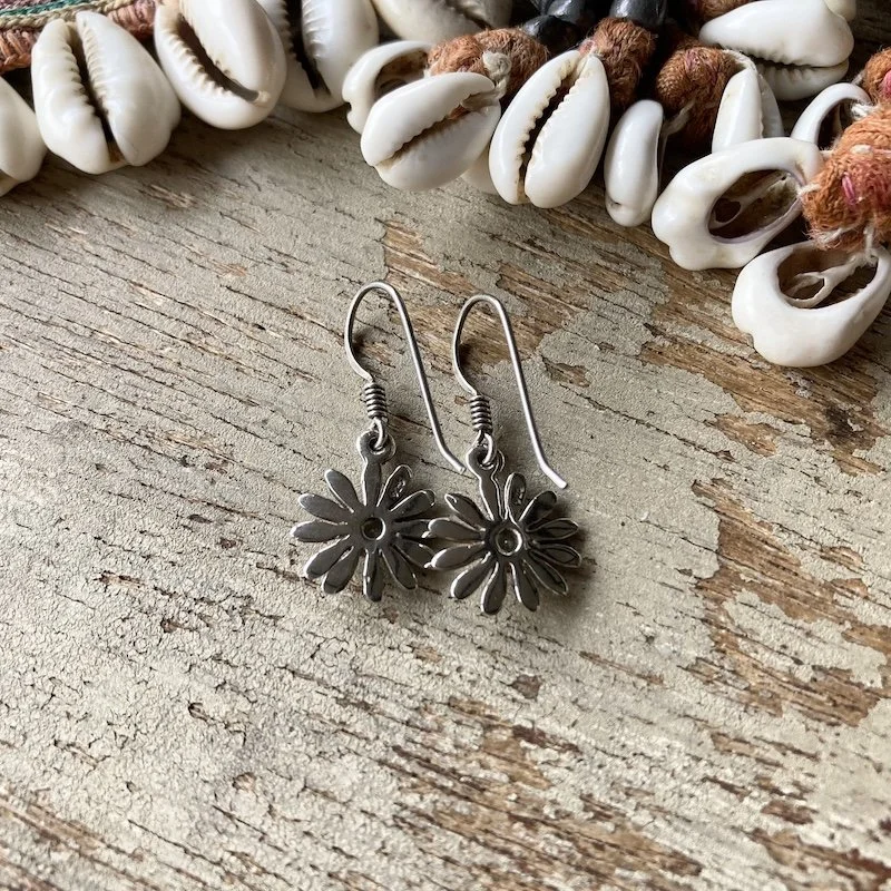 sterling silver sparkly crystal daisy earrings 2.jpeg