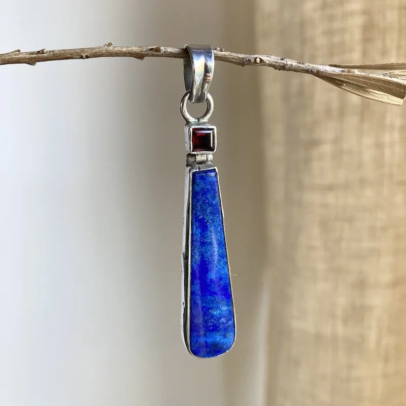 sterling silver and lapis lazuli pendant 5.jpeg