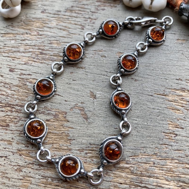Beautiful Vintage Sterling Silver Amber Bracelet