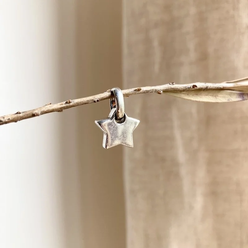 vintage chunky sterling silver star pendant 4.jpeg