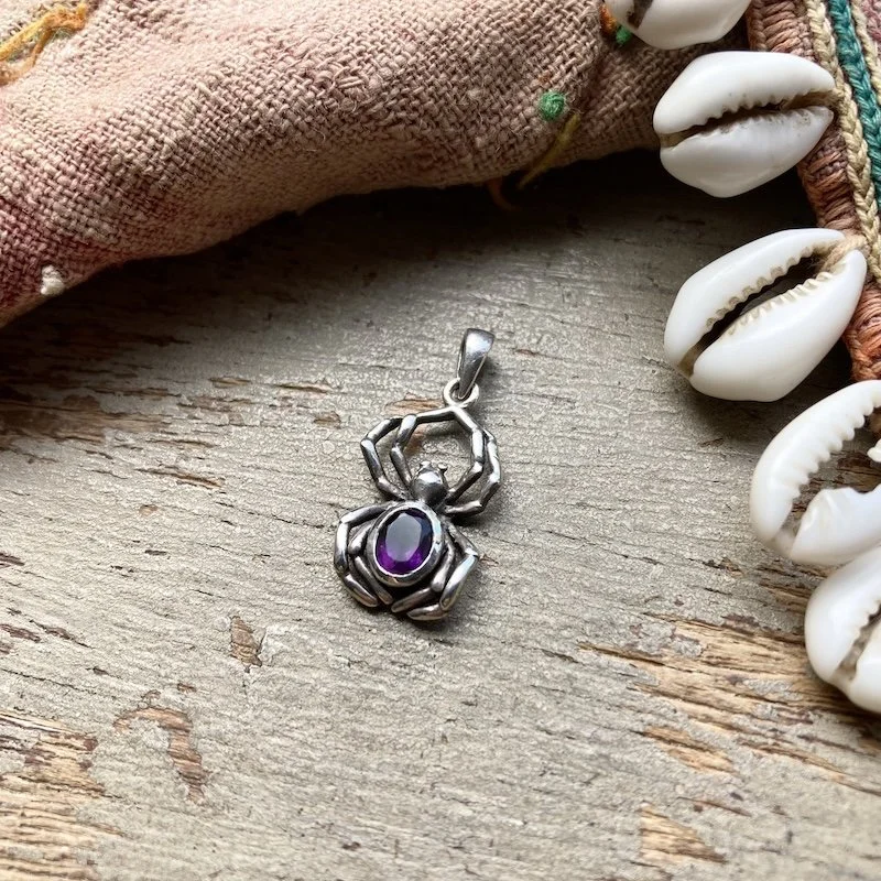sterling silver amethyst spider pendant 2.jpeg