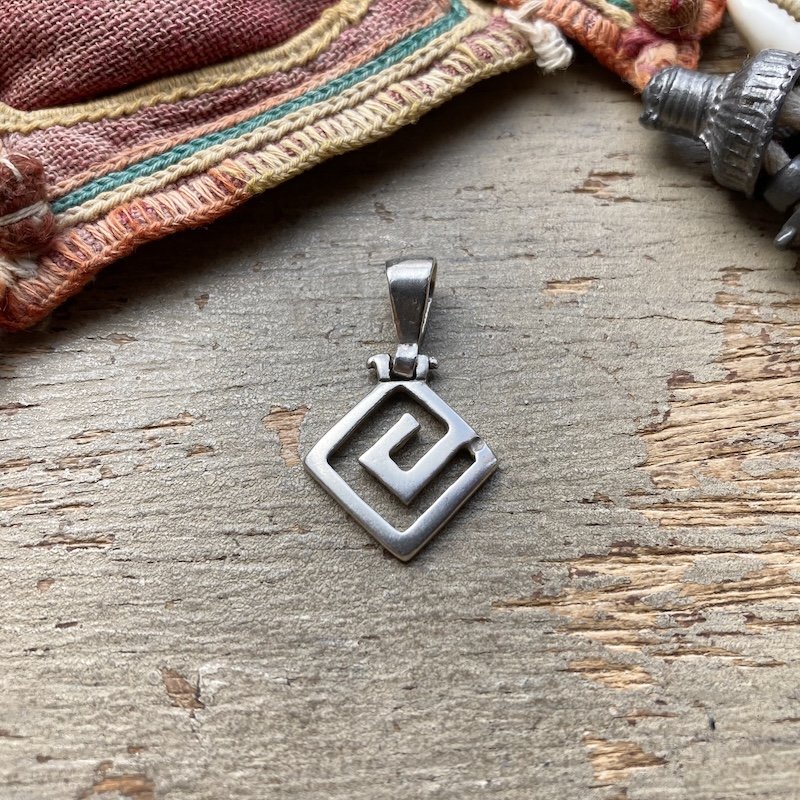 Funky Vintage Sterling Silver Spiral Pendant