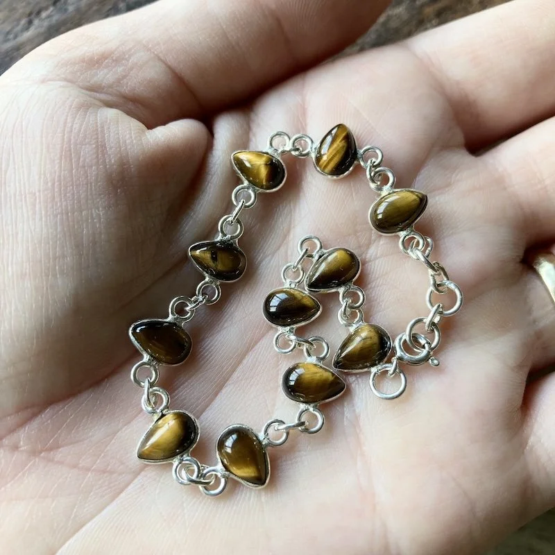 sterling silver and tiger's eye bracelet 4.jpeg