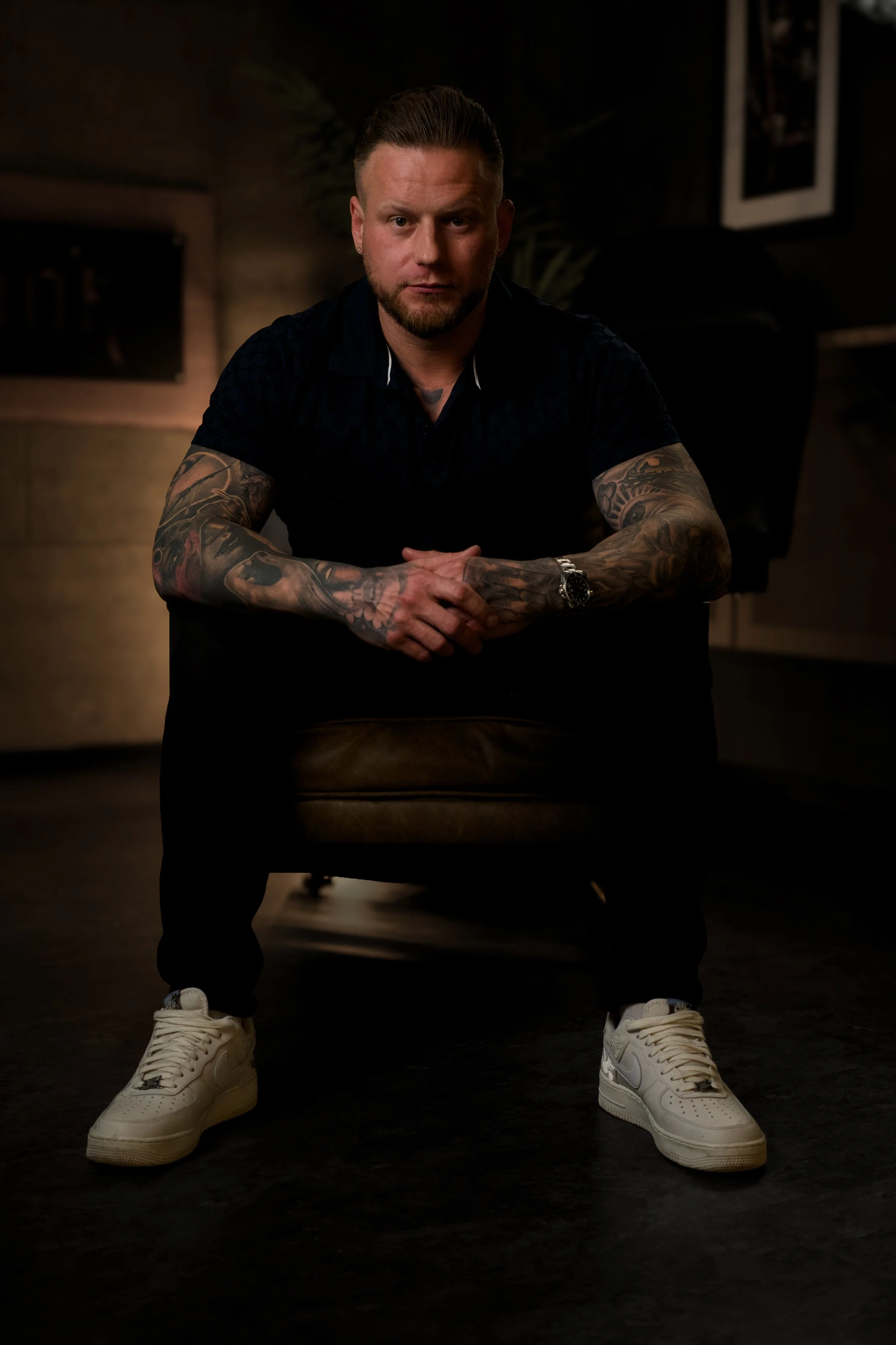 Portrait von Tattoo Artist AndreasMac für die Personal-Branding-Dokumentation „A Life in Ink“.