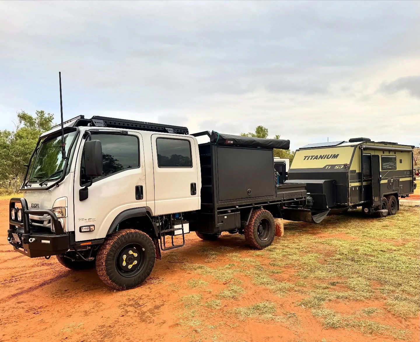Home on wheels. Isuzu NPS and Titanium Caravan 

@dwyers_truck_centre @titaniumcaravans 

#isuzu #isuzunps4x4 #titaniumcaravans