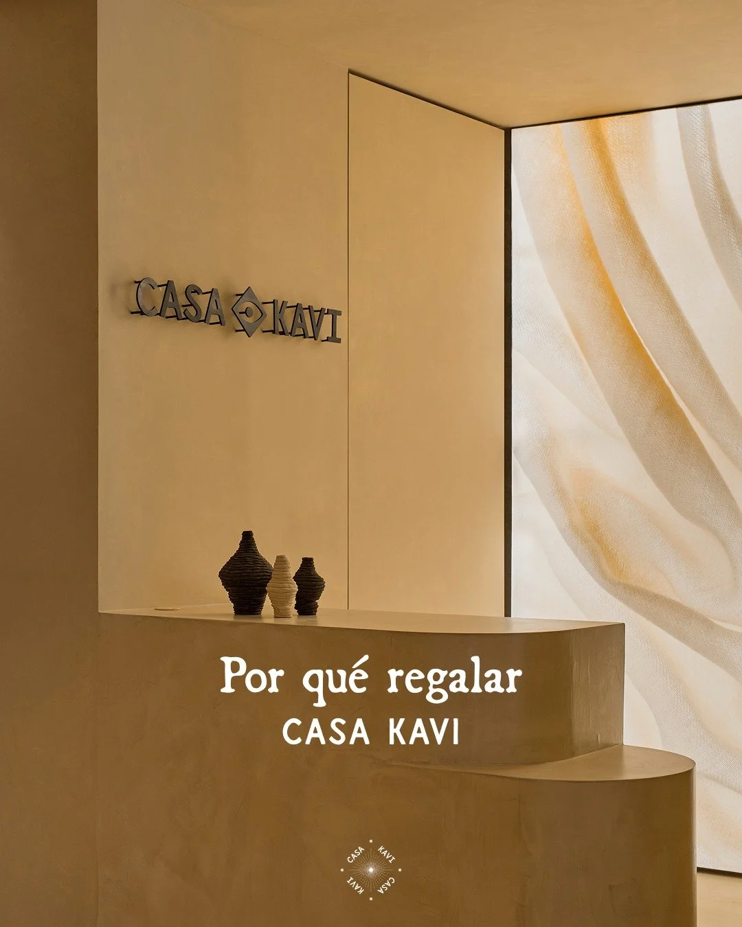 Regala movimiento, conciencia y calma. Regala presencia y conexi&oacute;n.  Regala Casa Kavi.

Porque a veces el mejor regalo no es algo que se envuelve, sino un espacio donde volver a un@ mism@, escuchar el cuerpo y respirar.

Este a&ntilde;o, el de