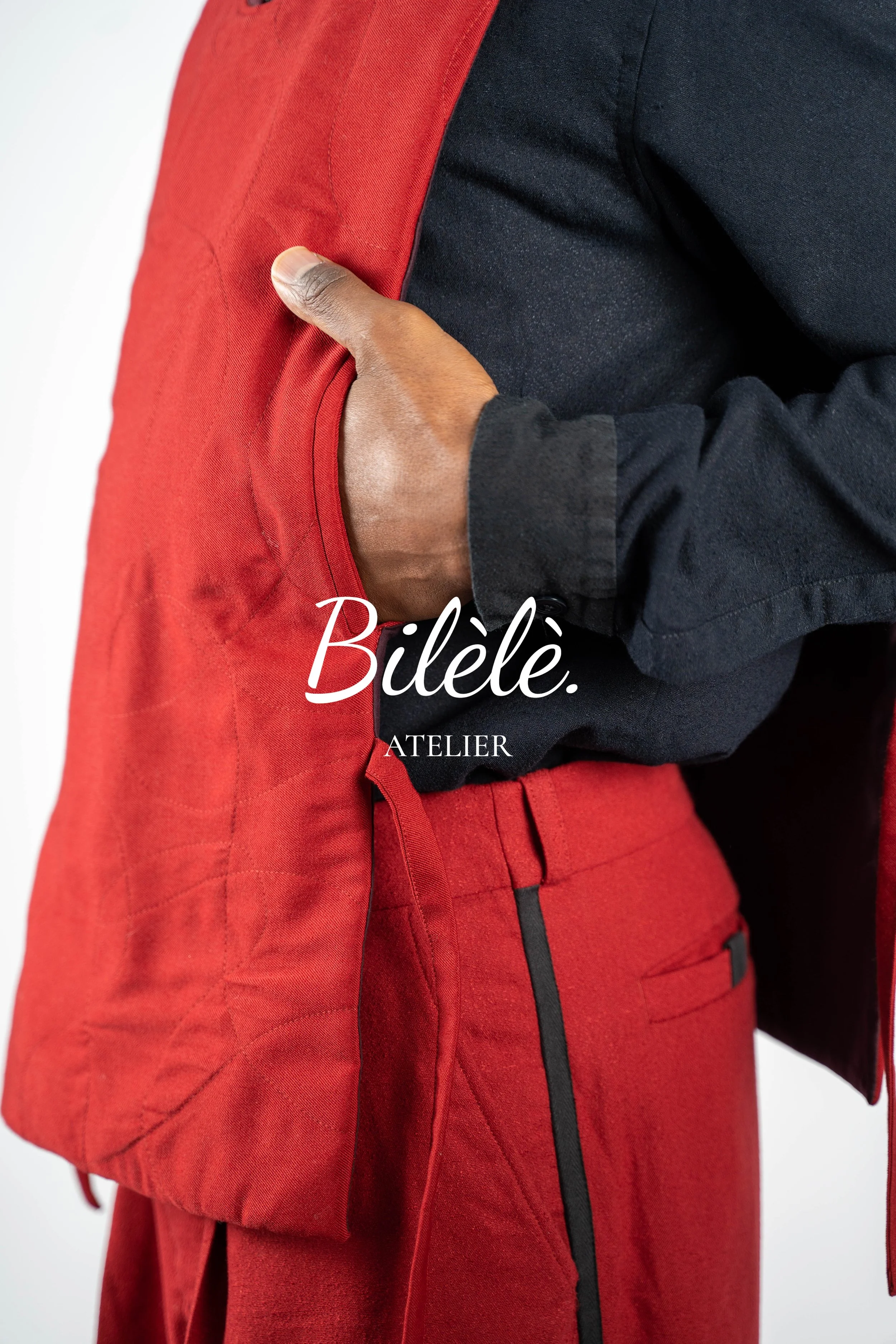 Gilet confectionné par Jean-Baptiste Matondo pour Bilèlè Atelier