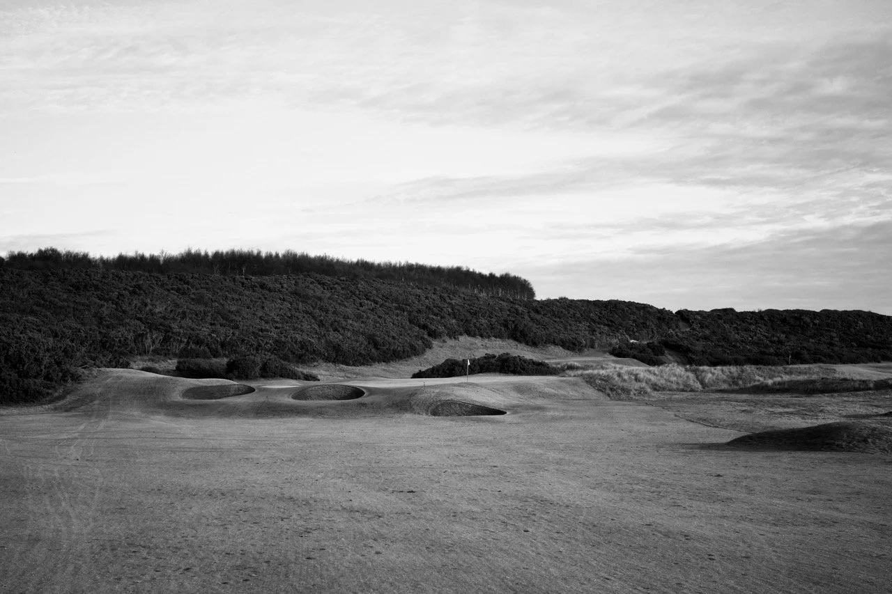 2023-11-26-dornoch-golf-b&w-dlm-6 Large.jpeg