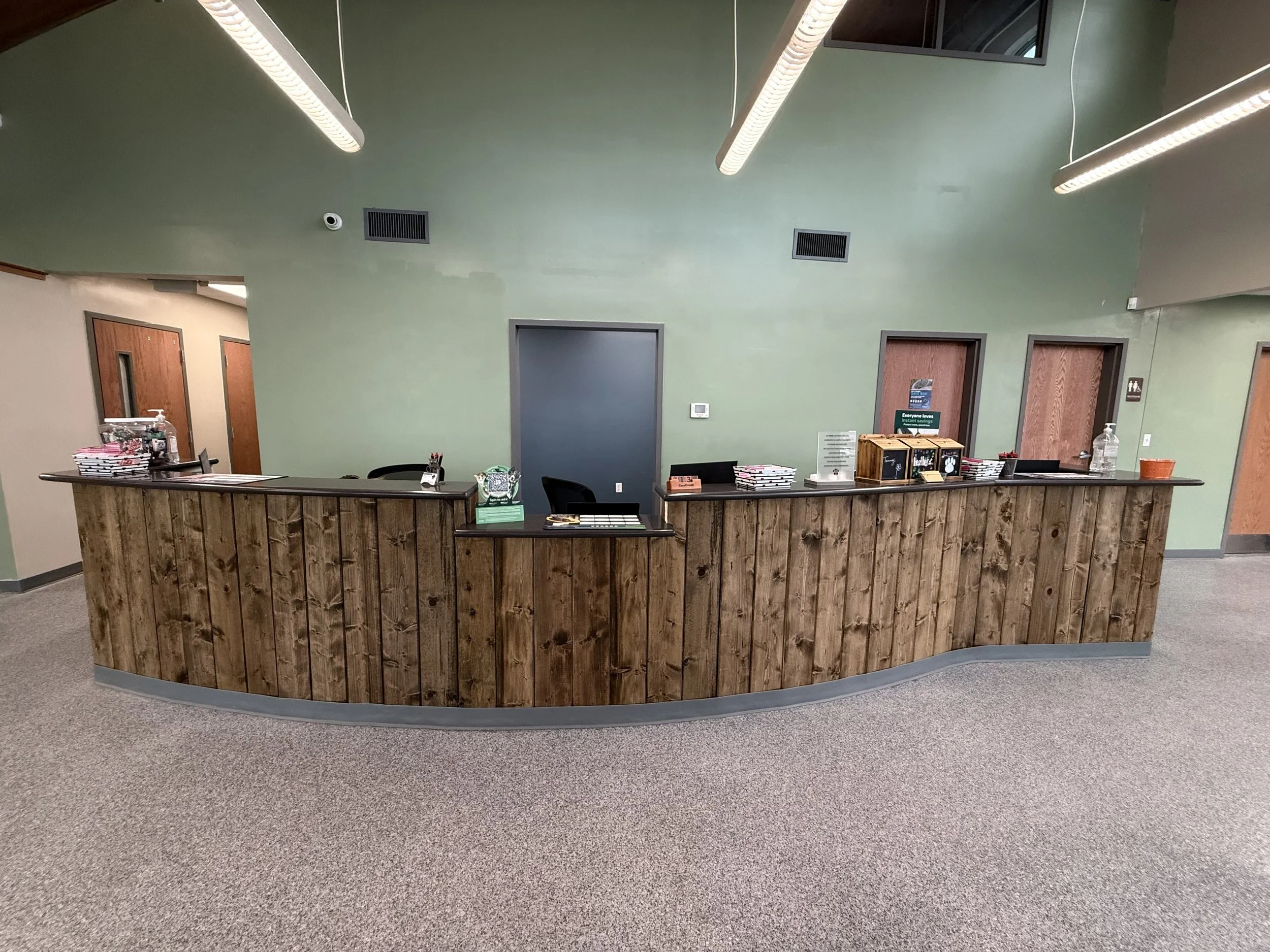 Front desk.jpeg