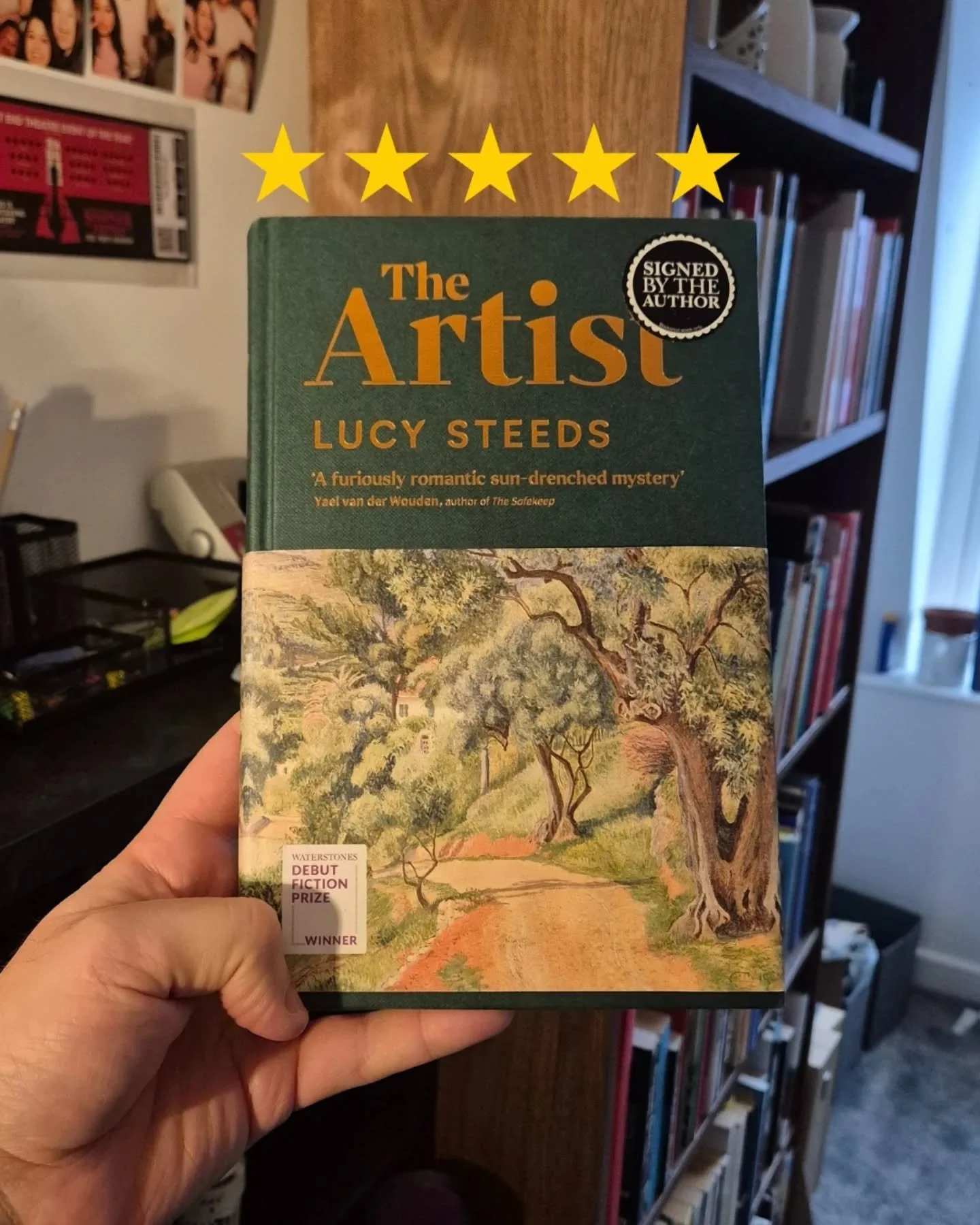 Been a while since I posted reviews on the main, but I'm totally obsessed with this book. If anyone has read it, please talk to me about it!

🌟🌟🌟🌟🌟

If I wasn't already, this book is about to make me a 1000 times more insufferable. Get ready for