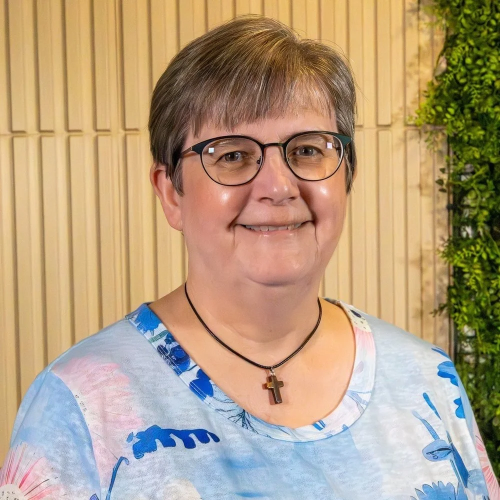 Norma Bryant, leader of the Gospel of Mark study
