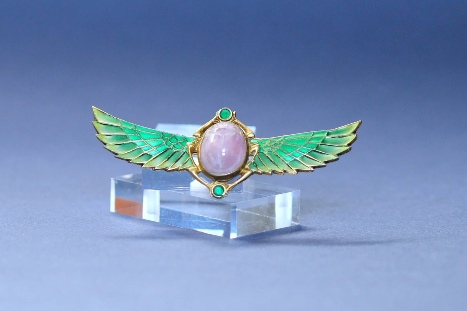 Antique German/Austrian Art Nouveau Winged Scarab Intaglio Brooch