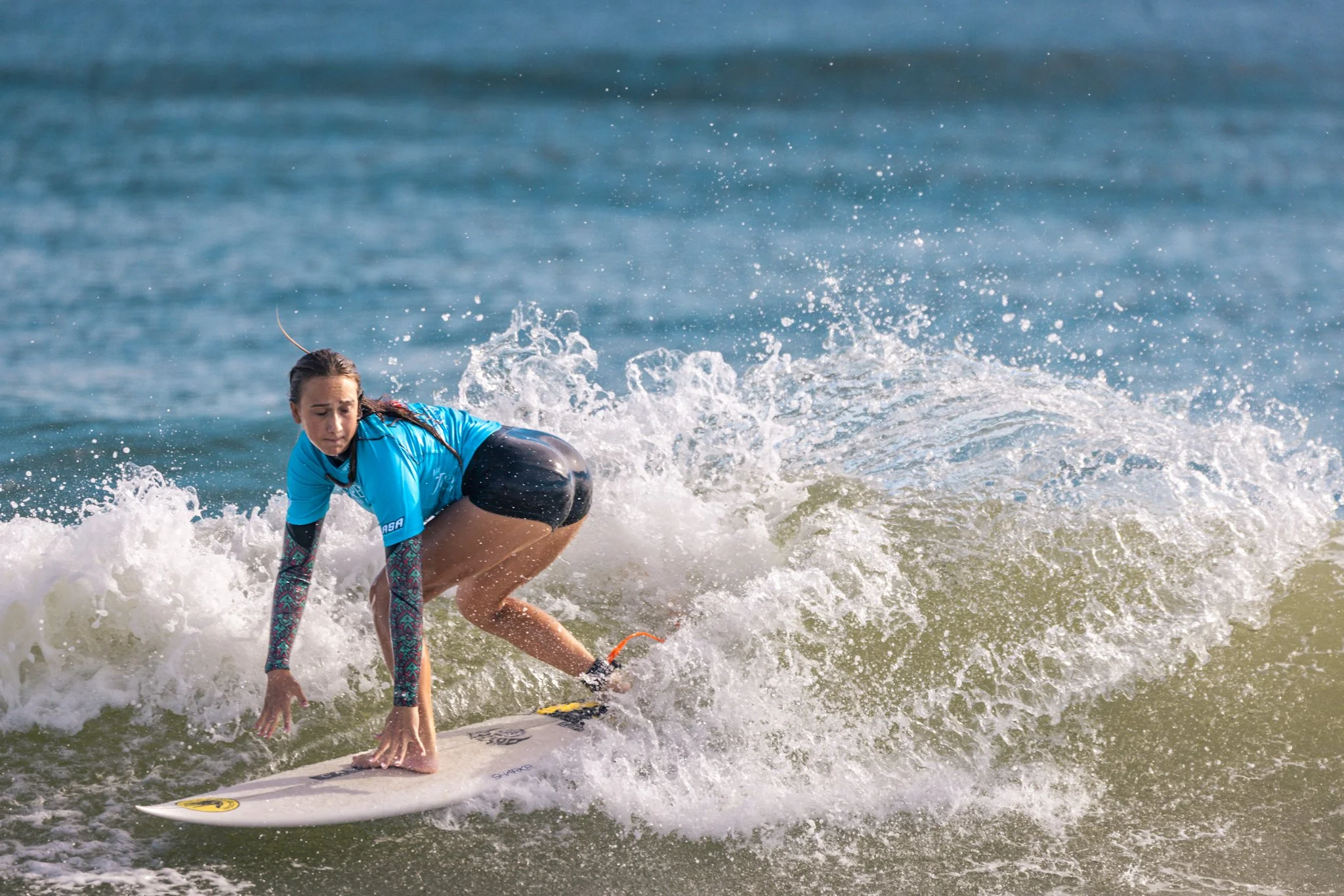 16-Surf-06.jpg