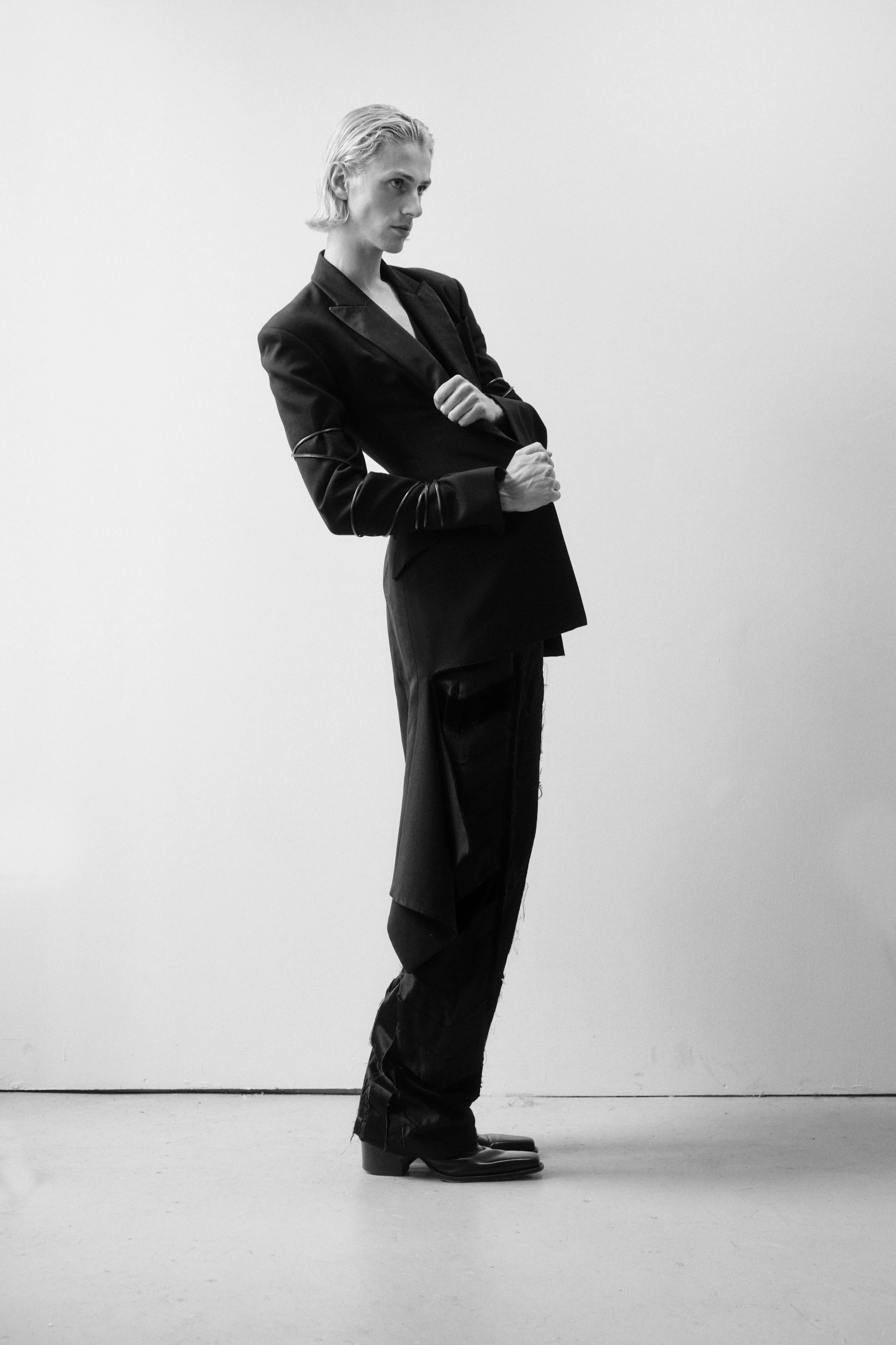 ZAC_SUNMAN_FEATHER TEST_077.jpg