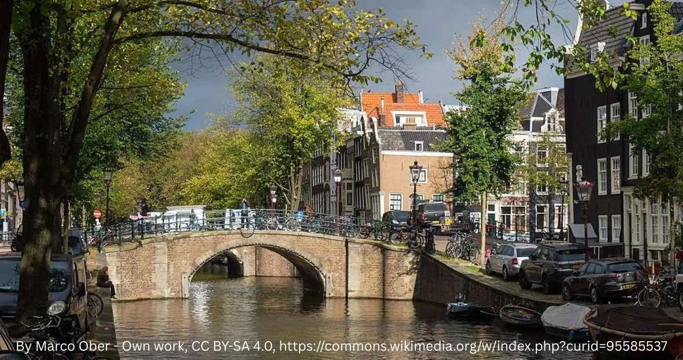 A view of a quiet Reguliersgracht in Amsterdam