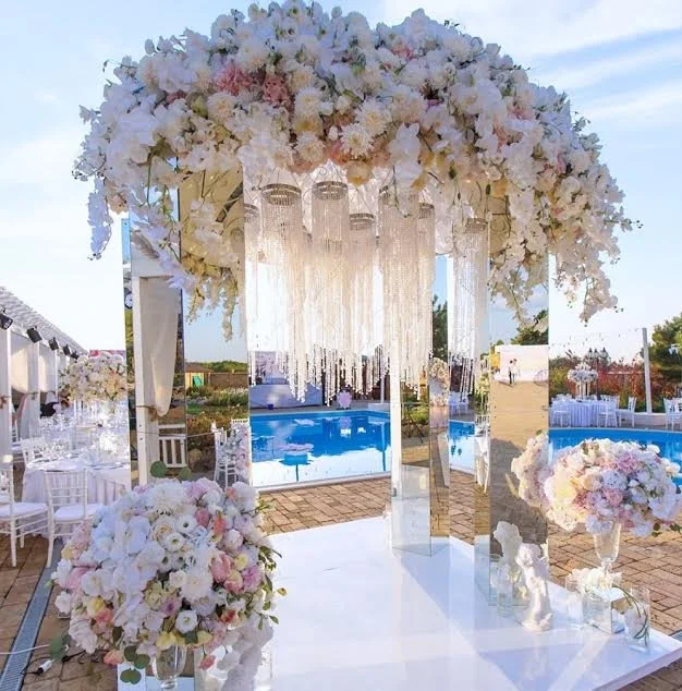 Structure: Mirror Acrylic Wedding (contact for pricing)