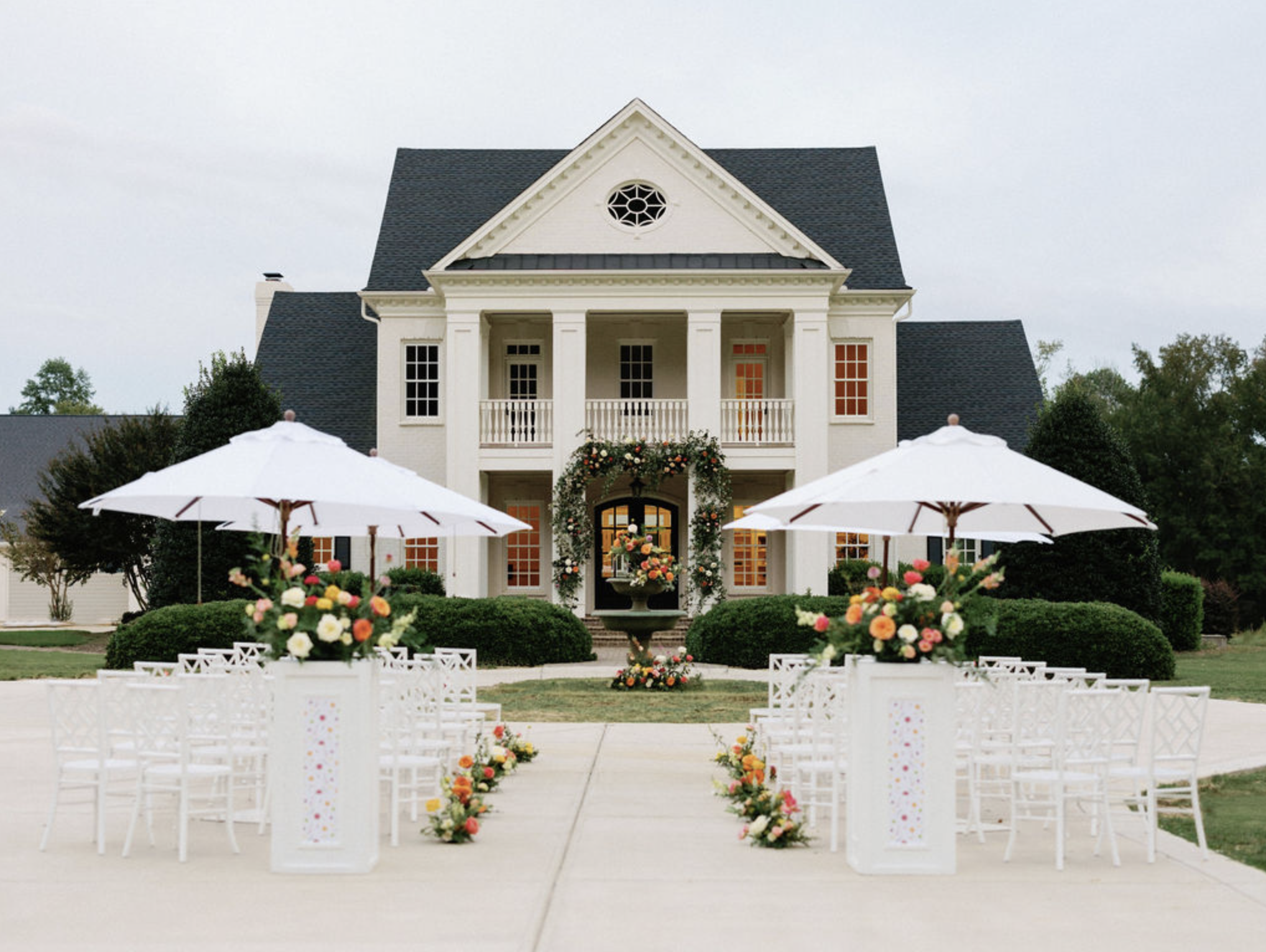 Outdoor: 7.5 ft Patio Umbrella