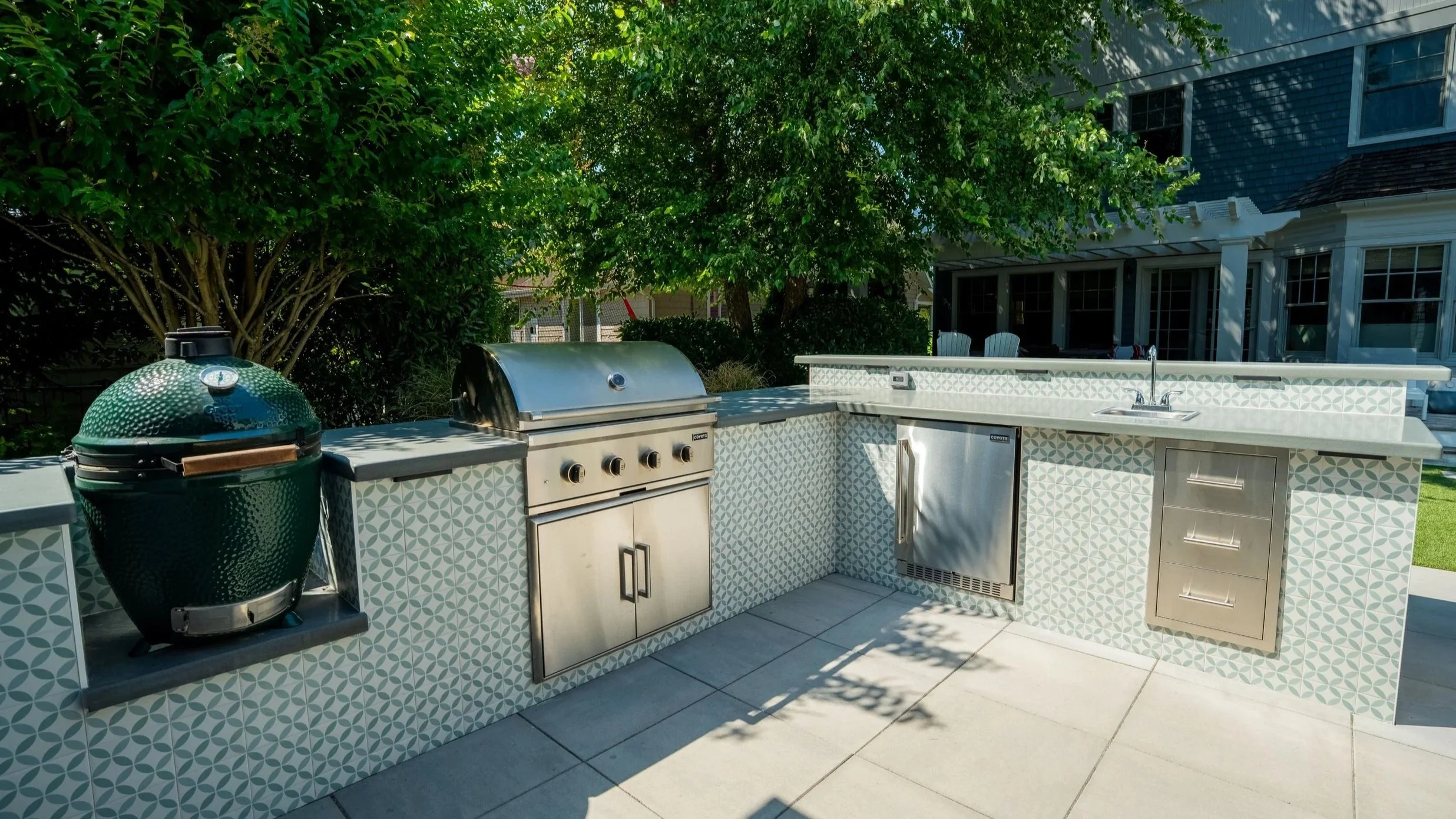 BLUESTONE COUNTERTOP HONED FACE