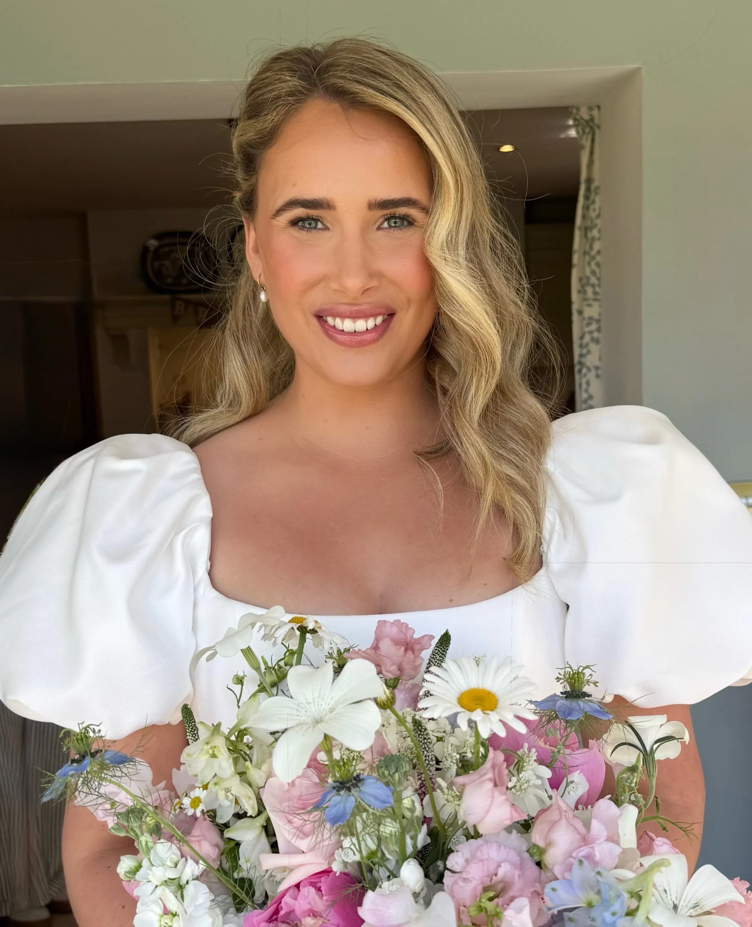 Ending my incredible week with my beautiful friends wedding 🤍

Kathrine &amp; Ed got married yesterday at her family home, and what a wedding it was!

We had such a lovely, relaxed morning getting Kathrine and all of her beautiful girls ready. It wa