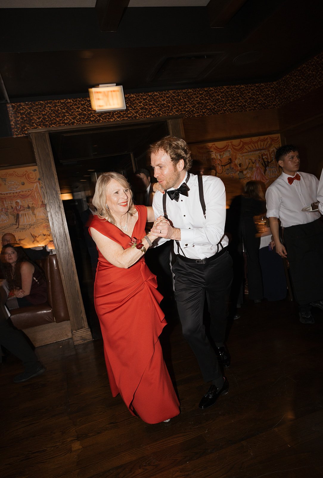 Jarrett_Molly_Sneakpreview-54.jpg