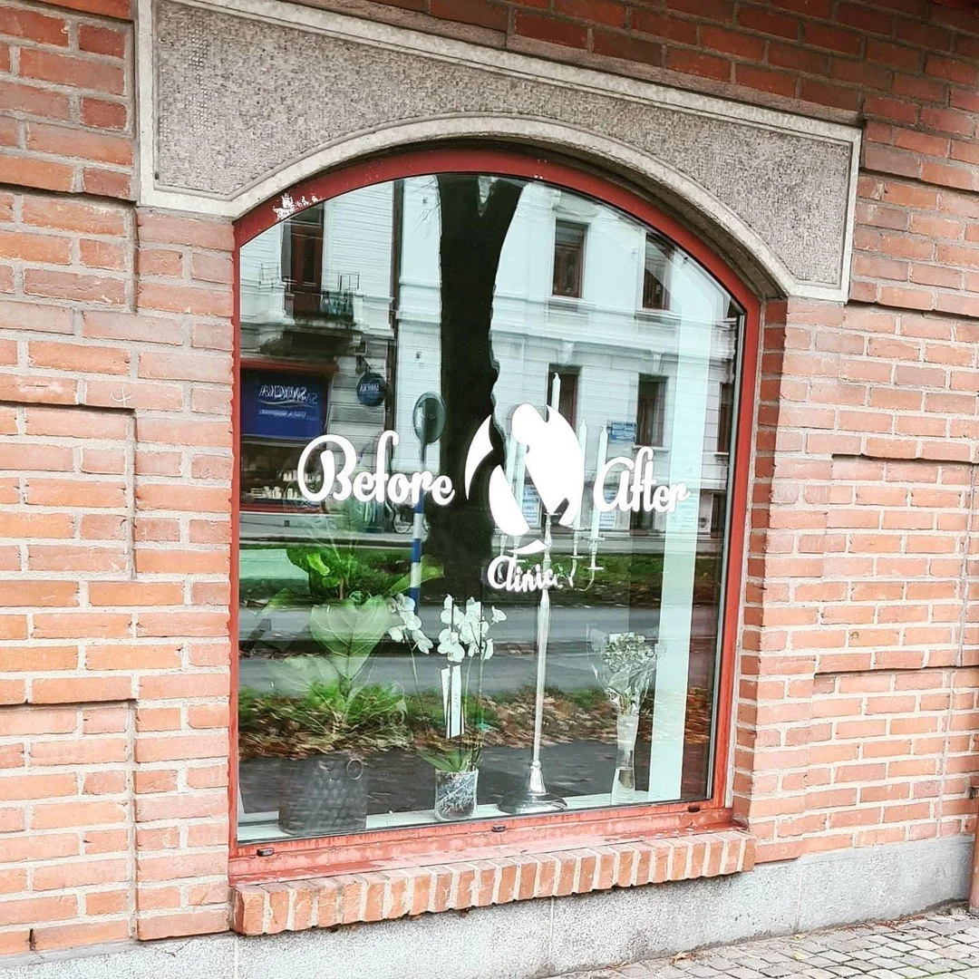 Har du precis startat ditt f&ouml;retag, eller st&aring;r du i startgroparna? G&ouml;r som @beforeandafterclinic och h&ouml;r av dig till oss. 

Vi hj&auml;lper dig att synas. Vare sig det g&auml;ller en logotyp som ska sitta p&aring; era produkter, 