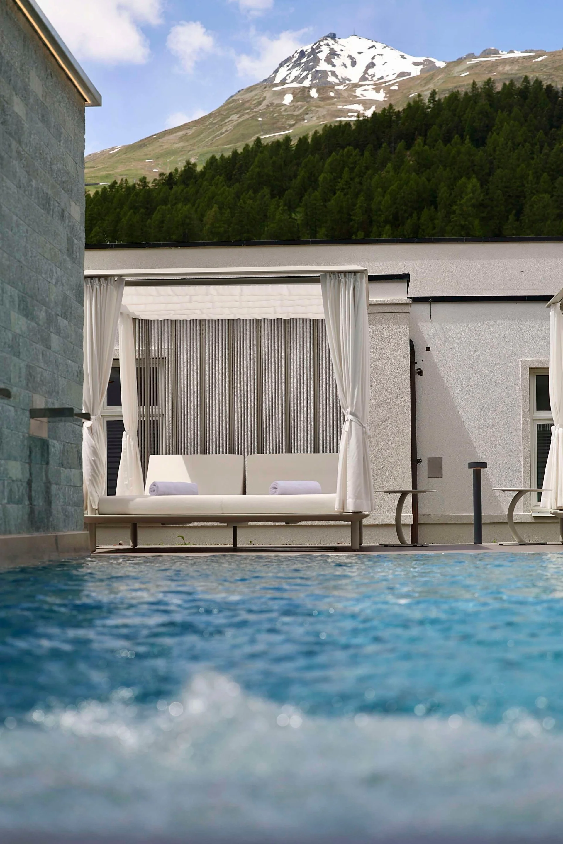 Grand-Hotel-Des-Bains-Kempinski-St-Moritz40.jpg