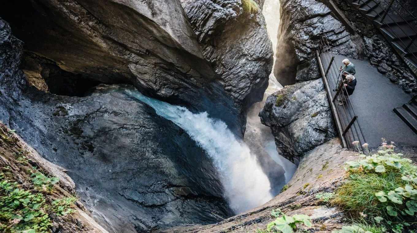 Trummelbach Falls &amp; Lauterbrunnen Valley Walk