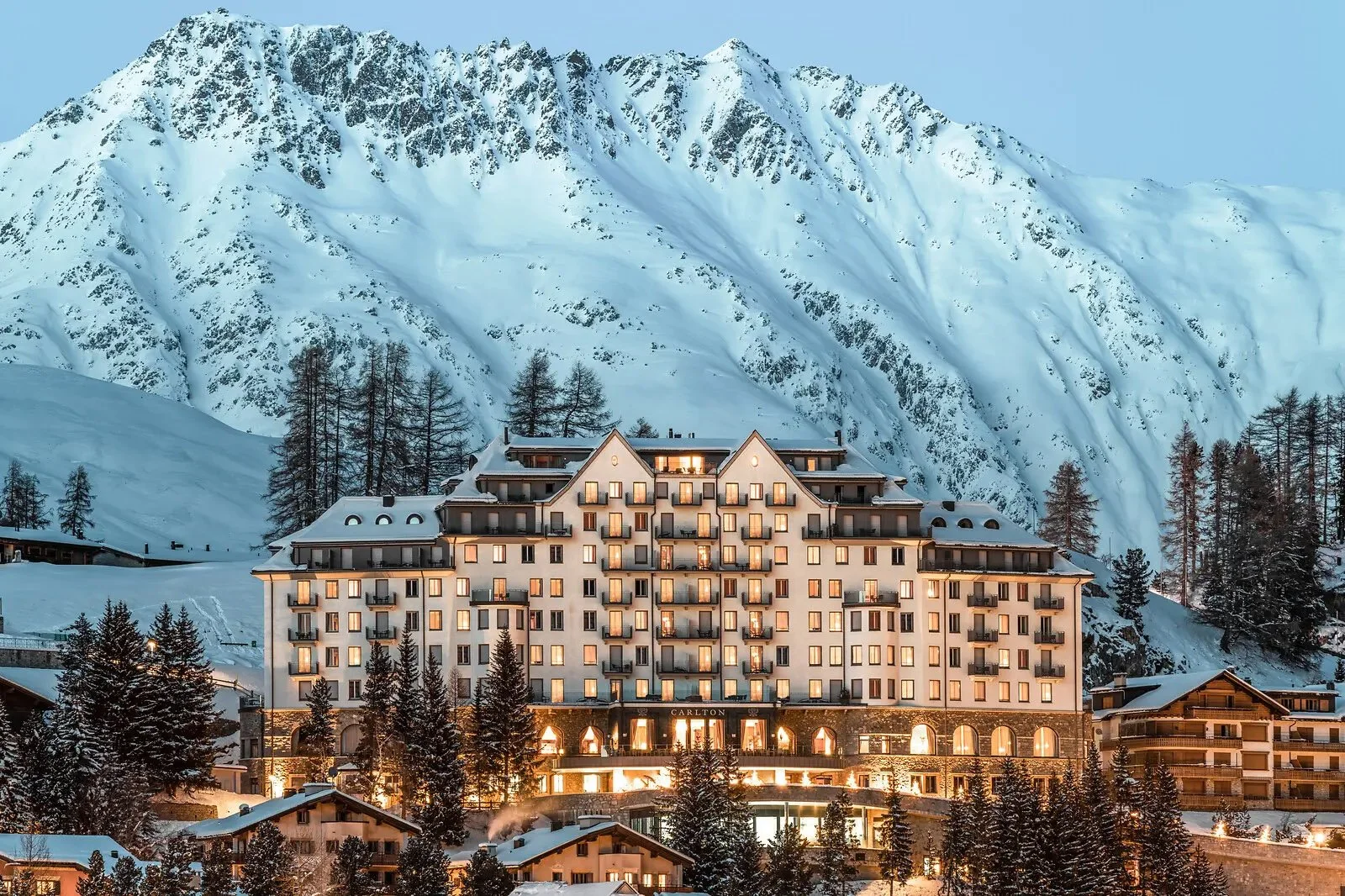 CARLTON HOTEL