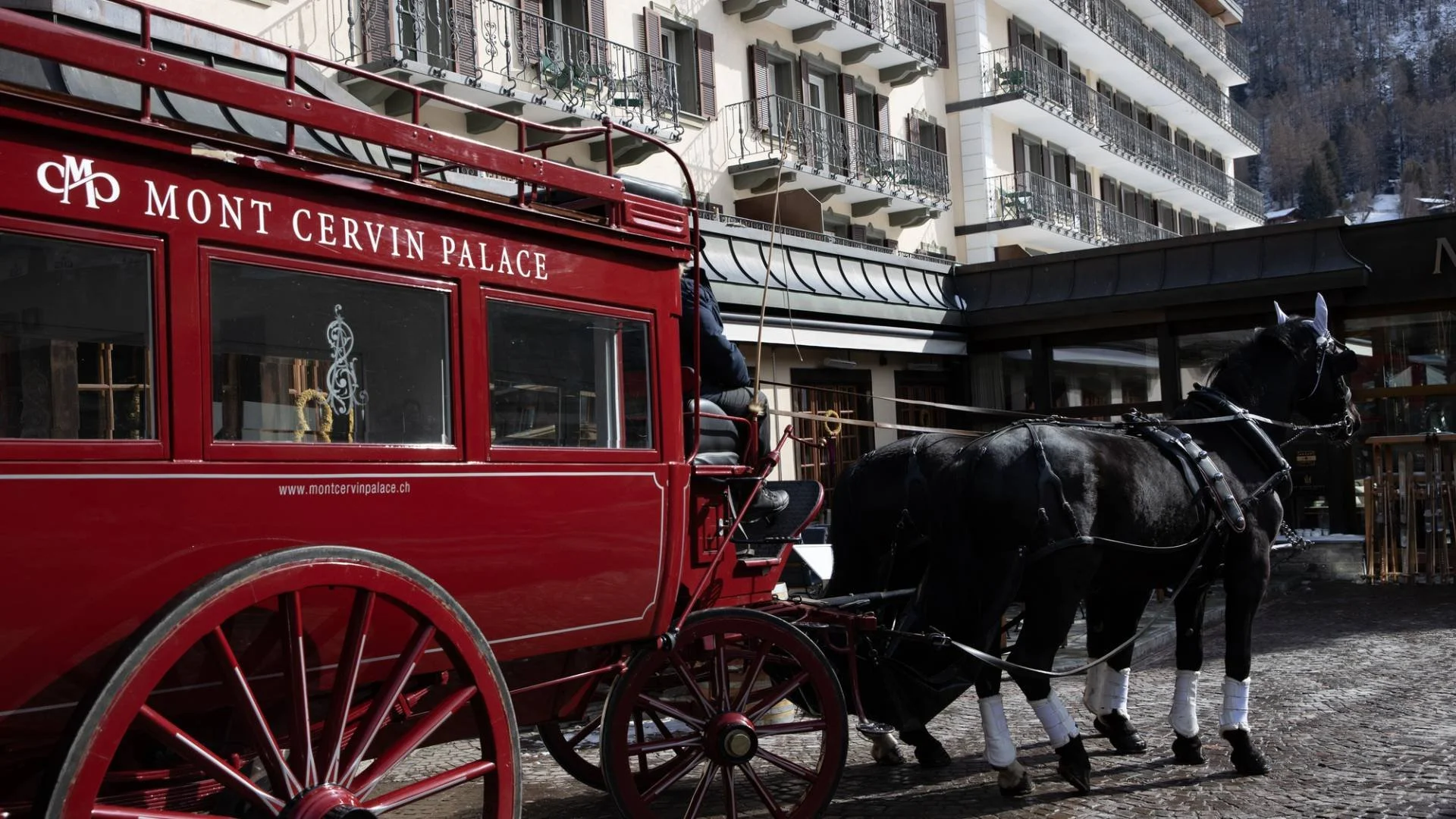 Mont-Cervin-Palace-Zermatt-Switzerland13.jpg