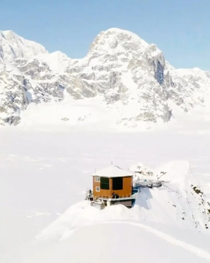 📍Sheldon Chalet | Denali National Park, Alaska

High-altitude. Zero compromise.

Perched on a glacier at 6,000 feet, Sheldon Chalet is pure isolation &mdash; no roads, no crowds, just snow and sky. Accessed by private prop plane or helicopter, this 
