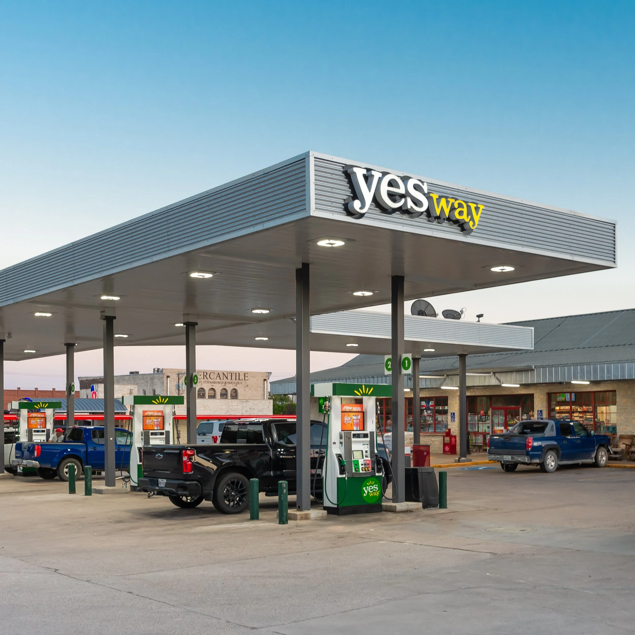 Yesway Reaches $200,000 Fundraising Goal for Communities Affected by New Mexico’s South Fork and Salt Wildfires