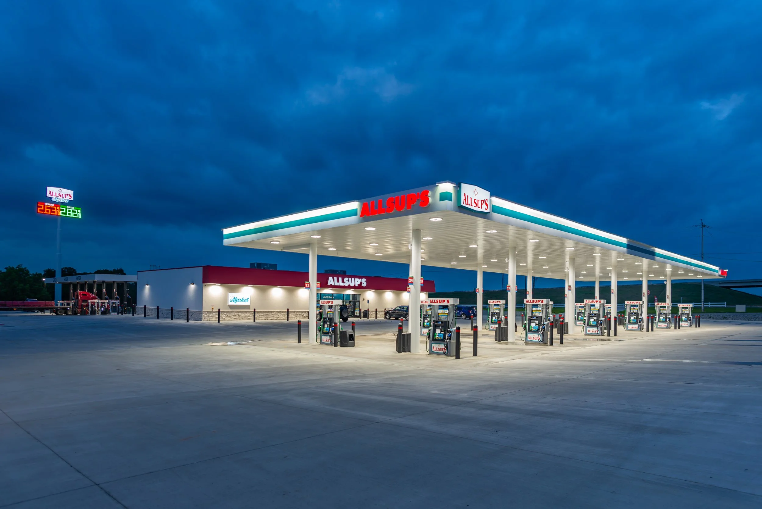 Yesway’s Texas Strong Fundraising Campaign Achieves $200,000 Charitable Donation Goal in Partnership  with Supplier Partners and Customers