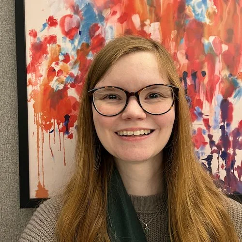 Portrait of Nicole Corfield, Person-Centred Psychotherapist based in Central Oxford