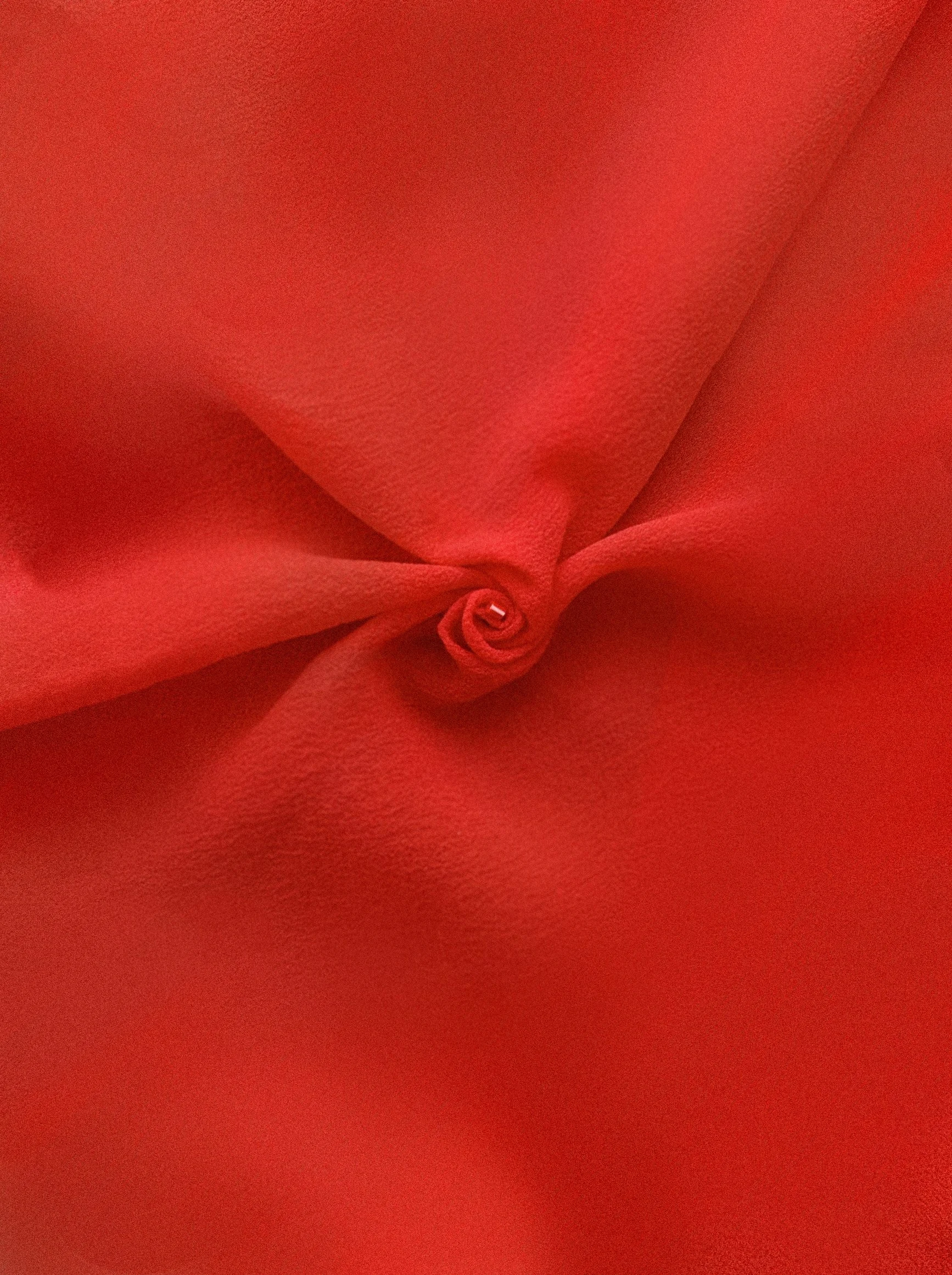 rose-detail-silk-bead-close-up