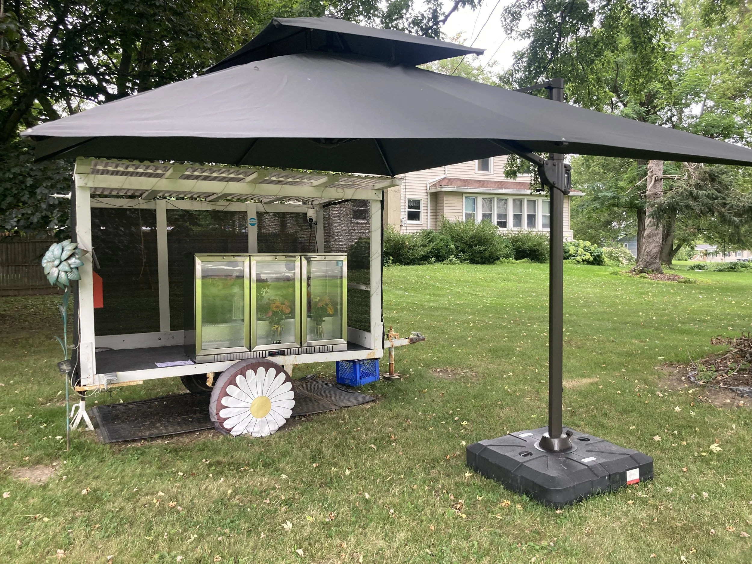 2026 - flower stand with cooler and umbrella