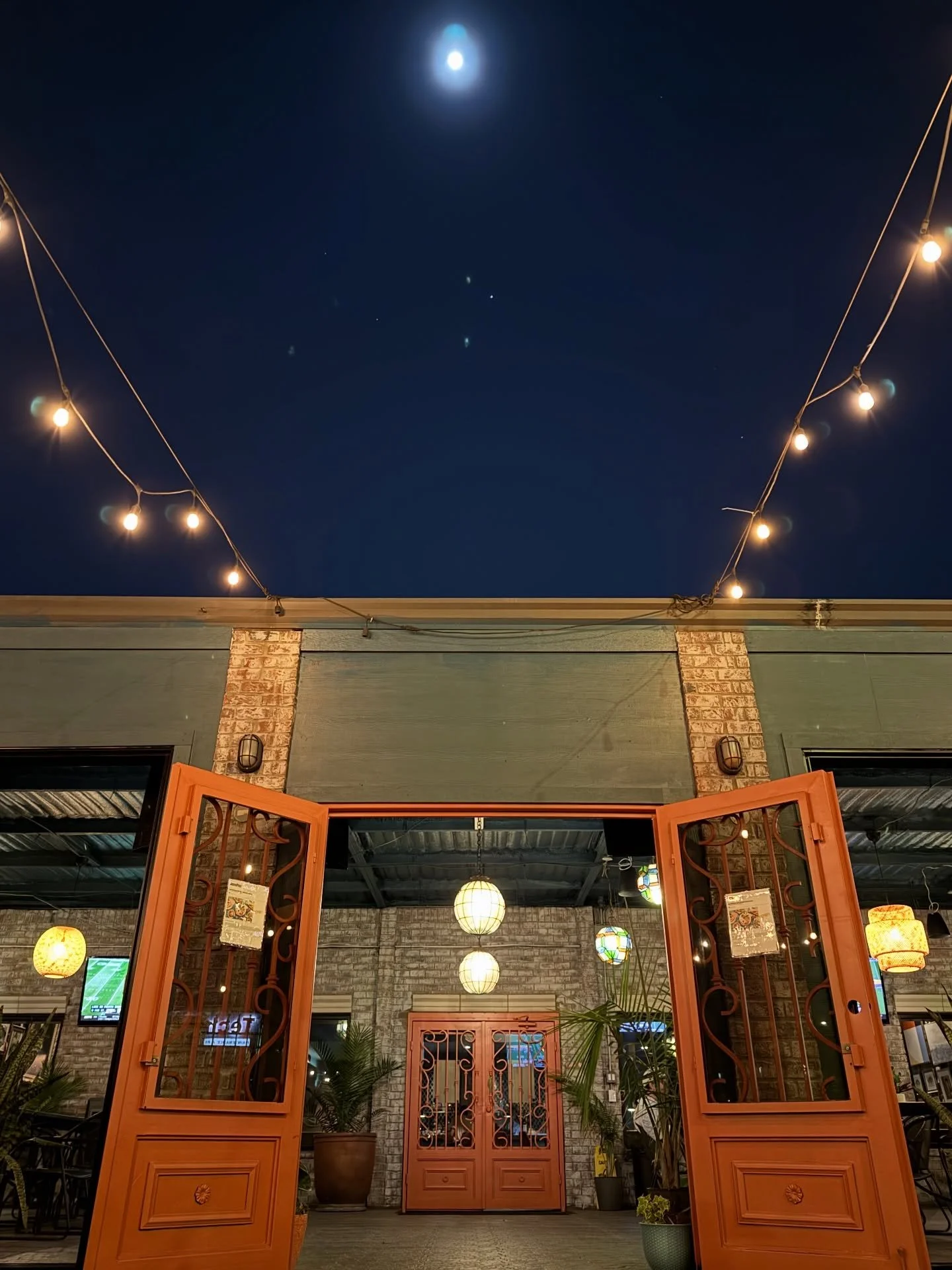 Nights like these 🌕✨