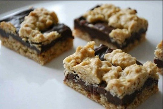 Gooey Bars (1/2 and 1 dozen)