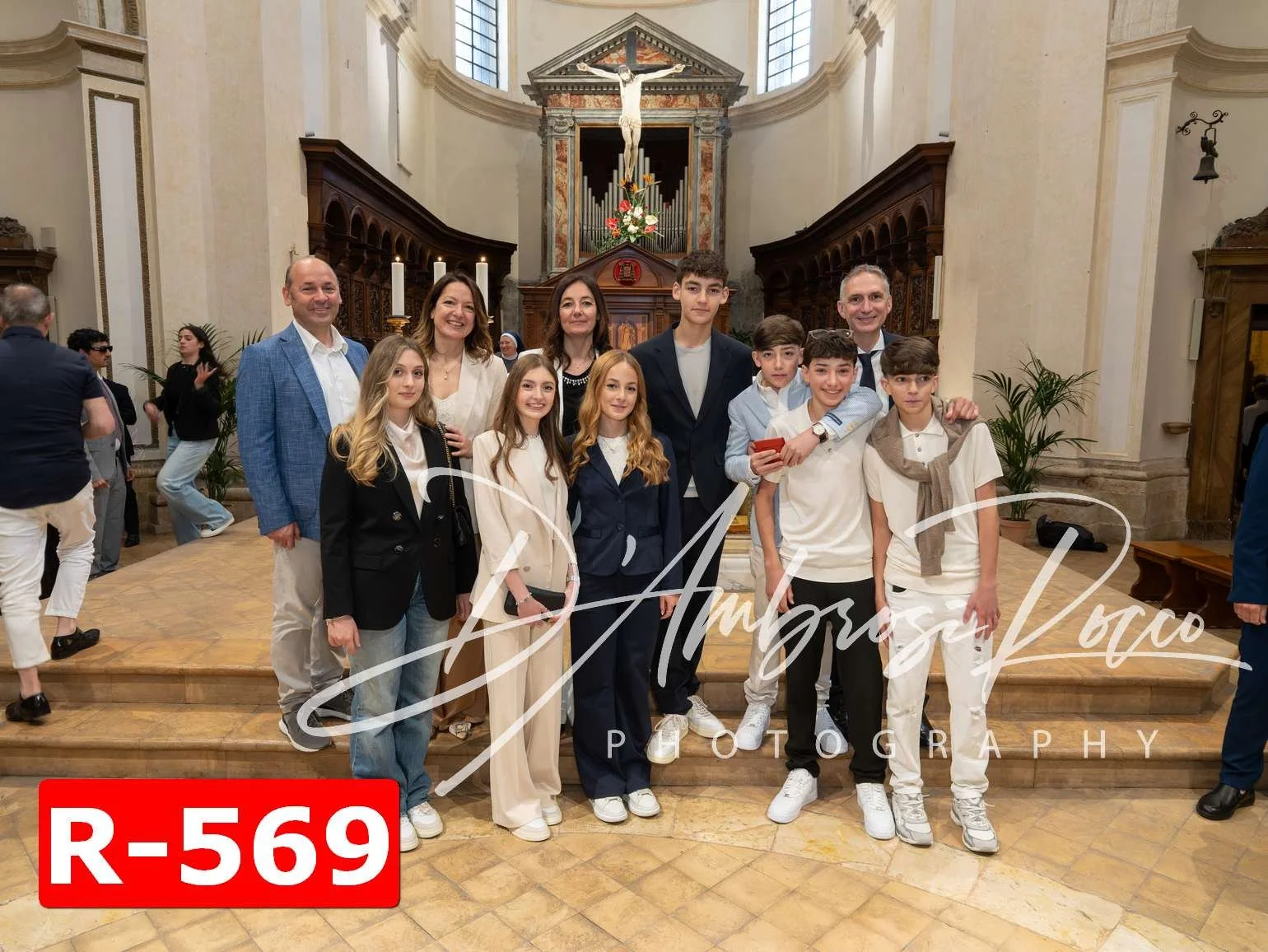 R-569.jpg