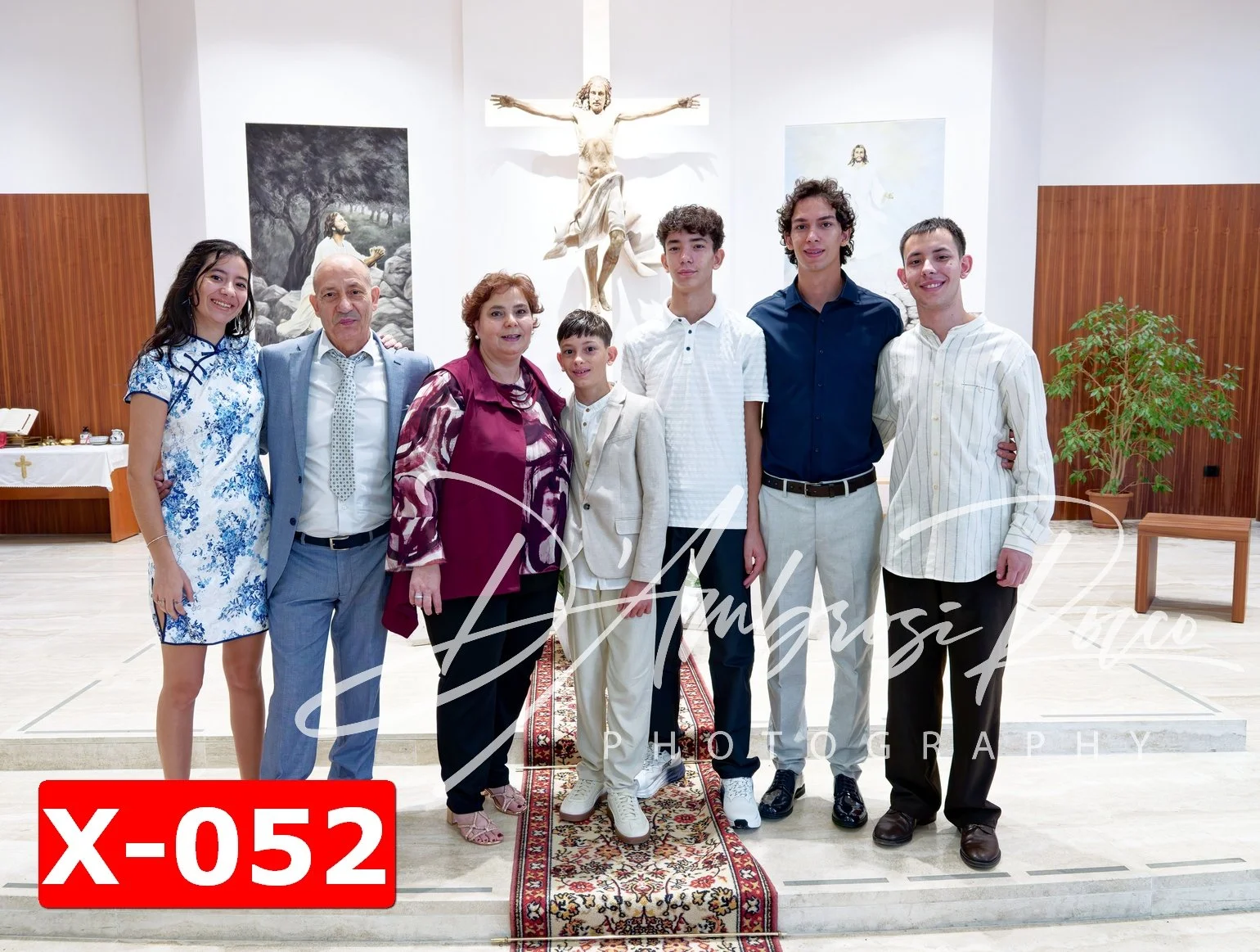 X-052.jpg