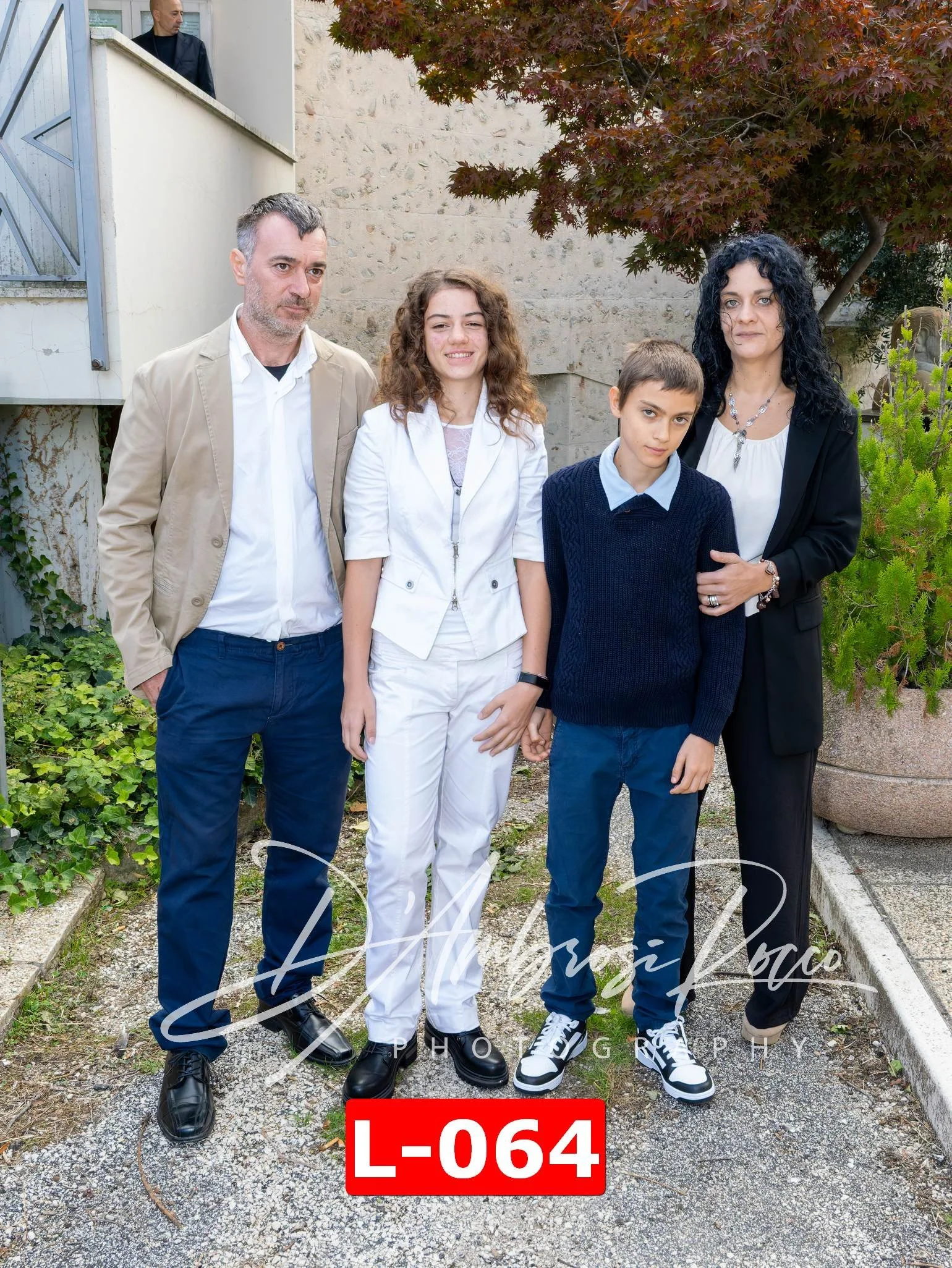 L-064.jpg