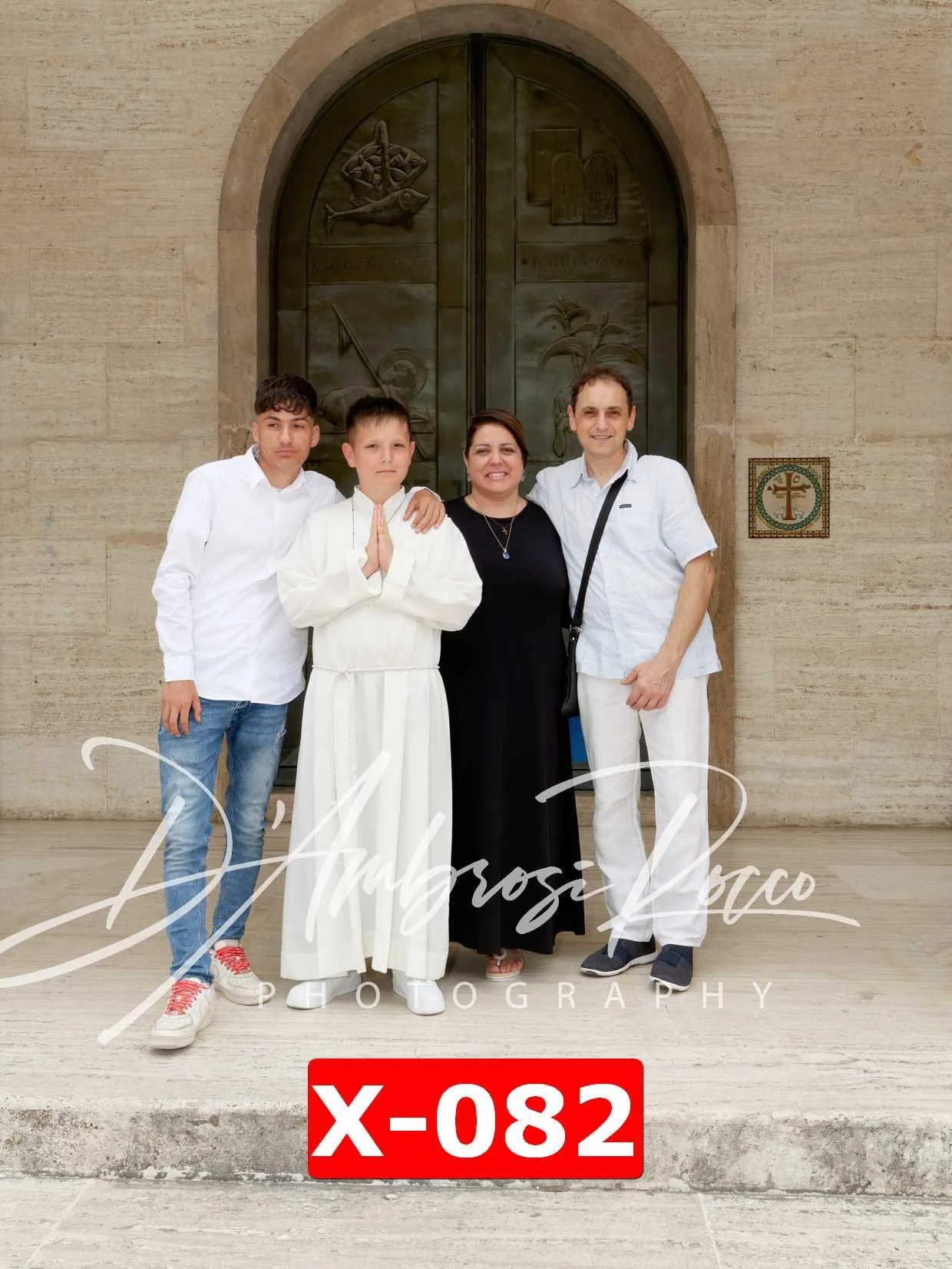 X-082.jpg