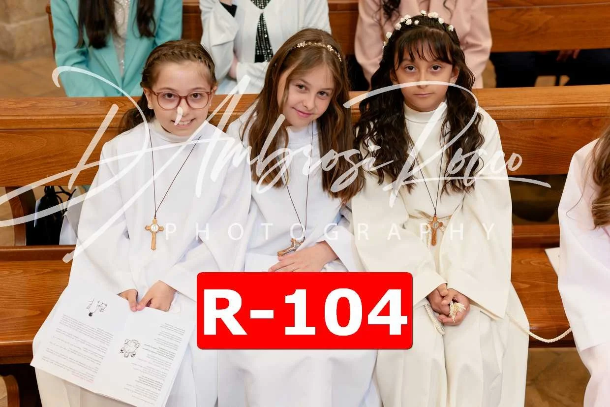R-104.jpg