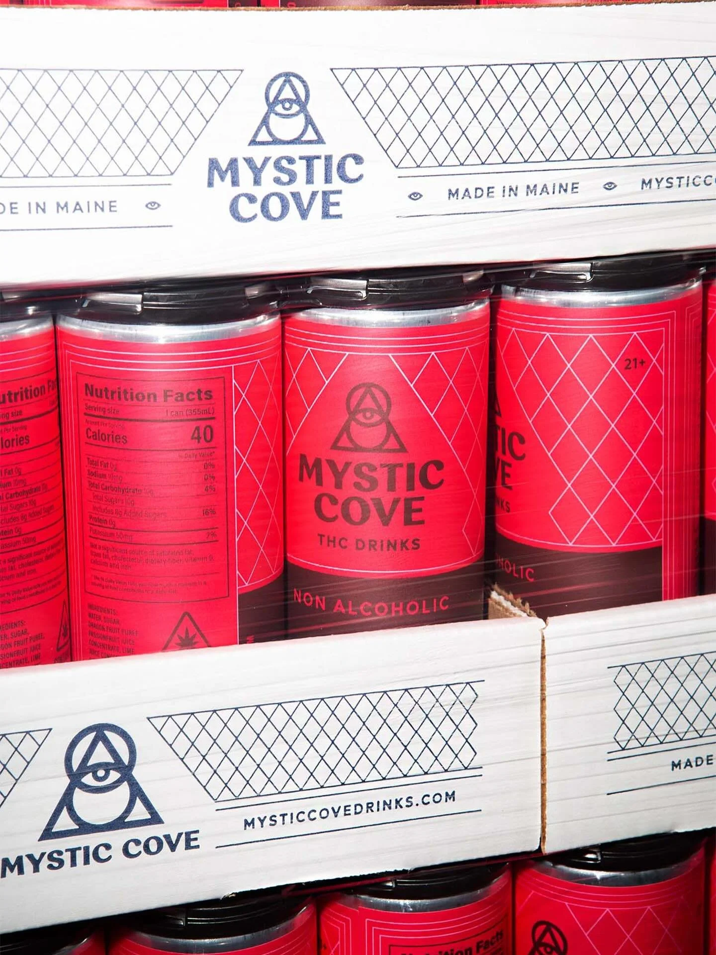 ✨Stocking Stuffers✨Tuck some Mystic Coves in the stockings this year! Tiki Dragon is the more festive color, but you can&rsquo;t go wrong with these THC drinks. 🎄🎁