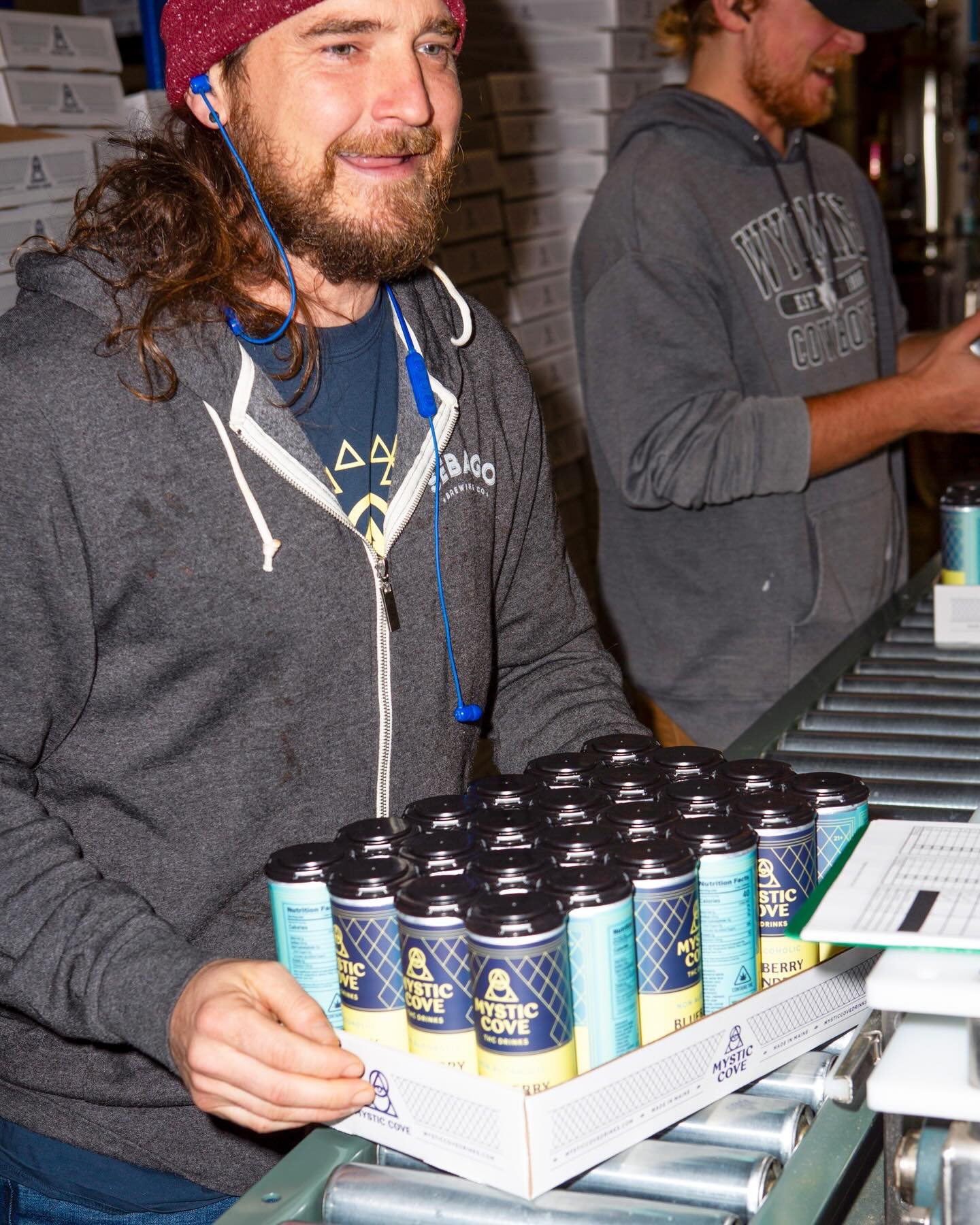 A fresh batch of Mystic Cove 10mg Blueberry Lemon headed out the door! Same delicious recipe as the 5mg original with 2x the naturally extracted, hemp-derived THC. Both available for sale on the website, your favorite beverage store, and all @sebagob