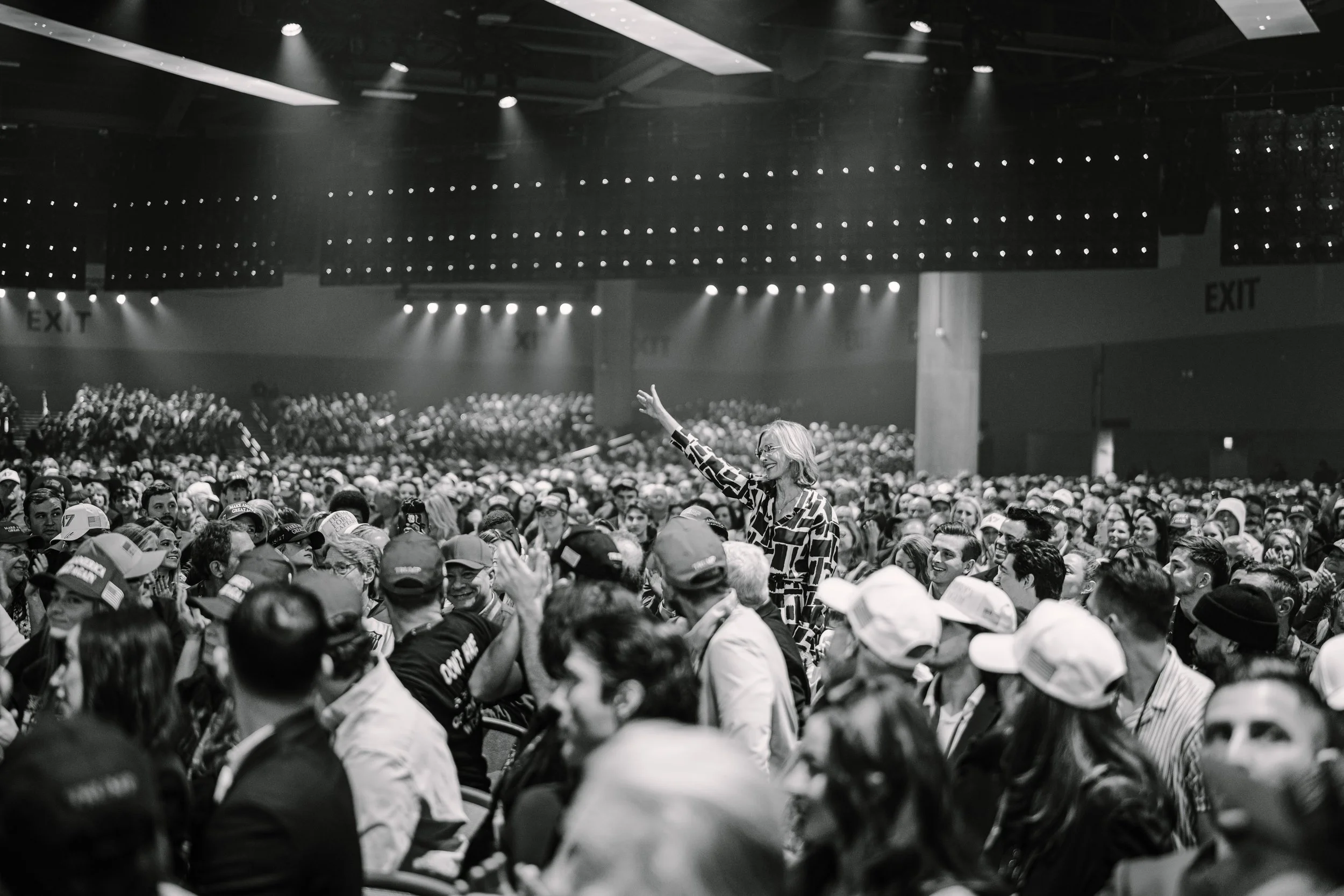 AMFEST CROWD 3 copy.JPG