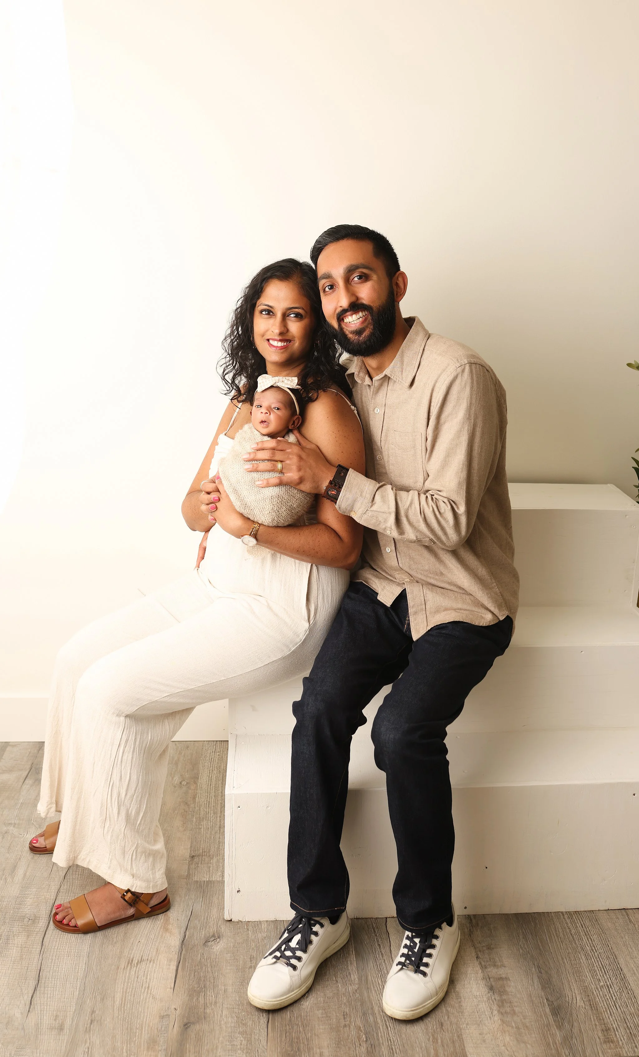 family newborn first birthday photos rochester new york ny near me webster ontario penfield pictures best family baby photographers local 