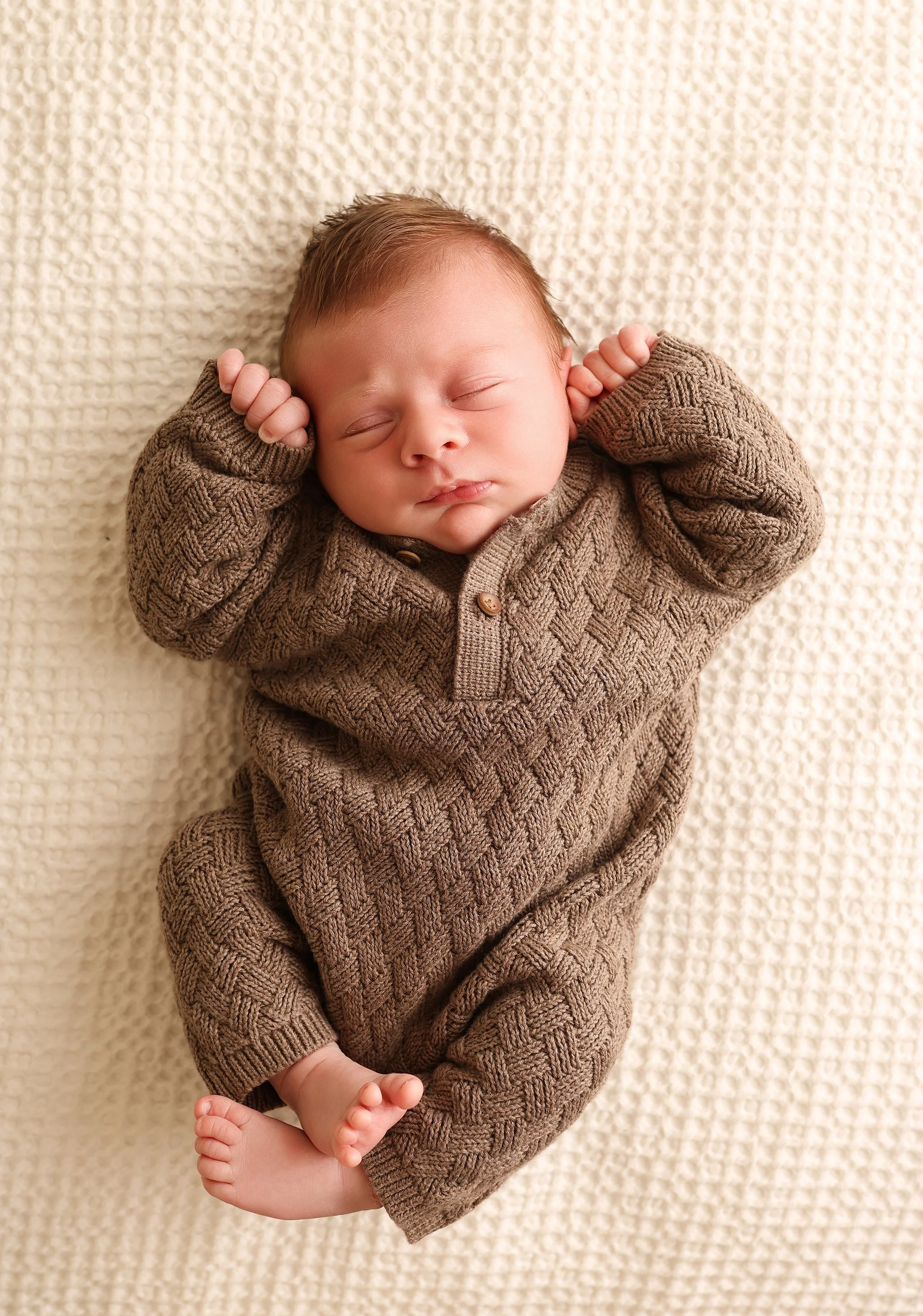 family newborn first birthday photos rochester new york ny near me webster ontario penfield pictures best family baby photographers local 