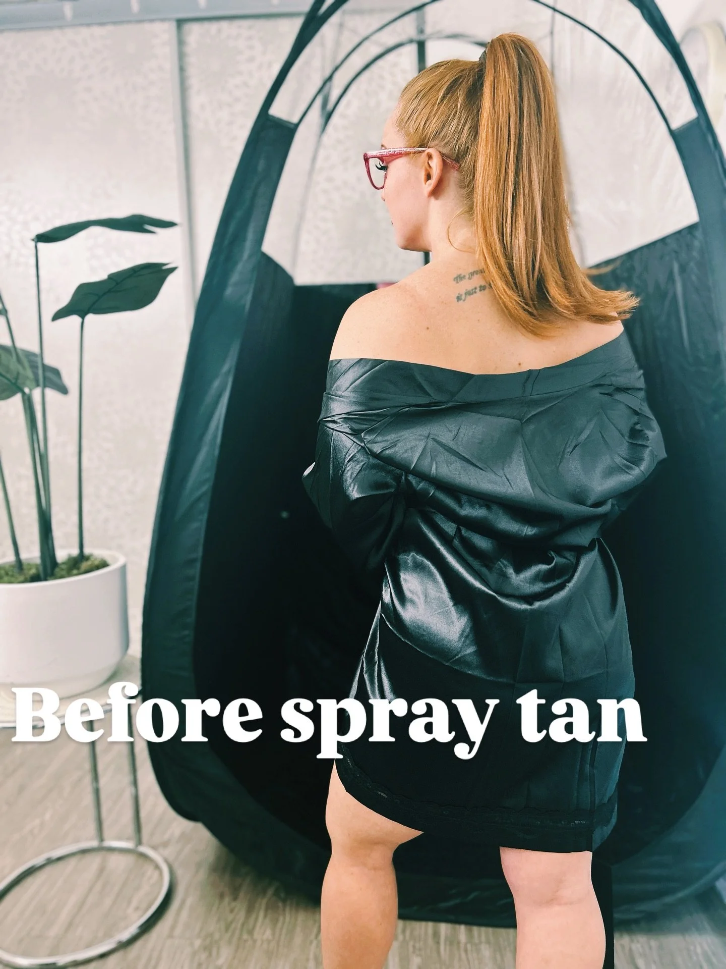 Spray Tan before and afters

#edmontonalberta #tan #spraytan #sunfxtan #wax #viralpost❤️