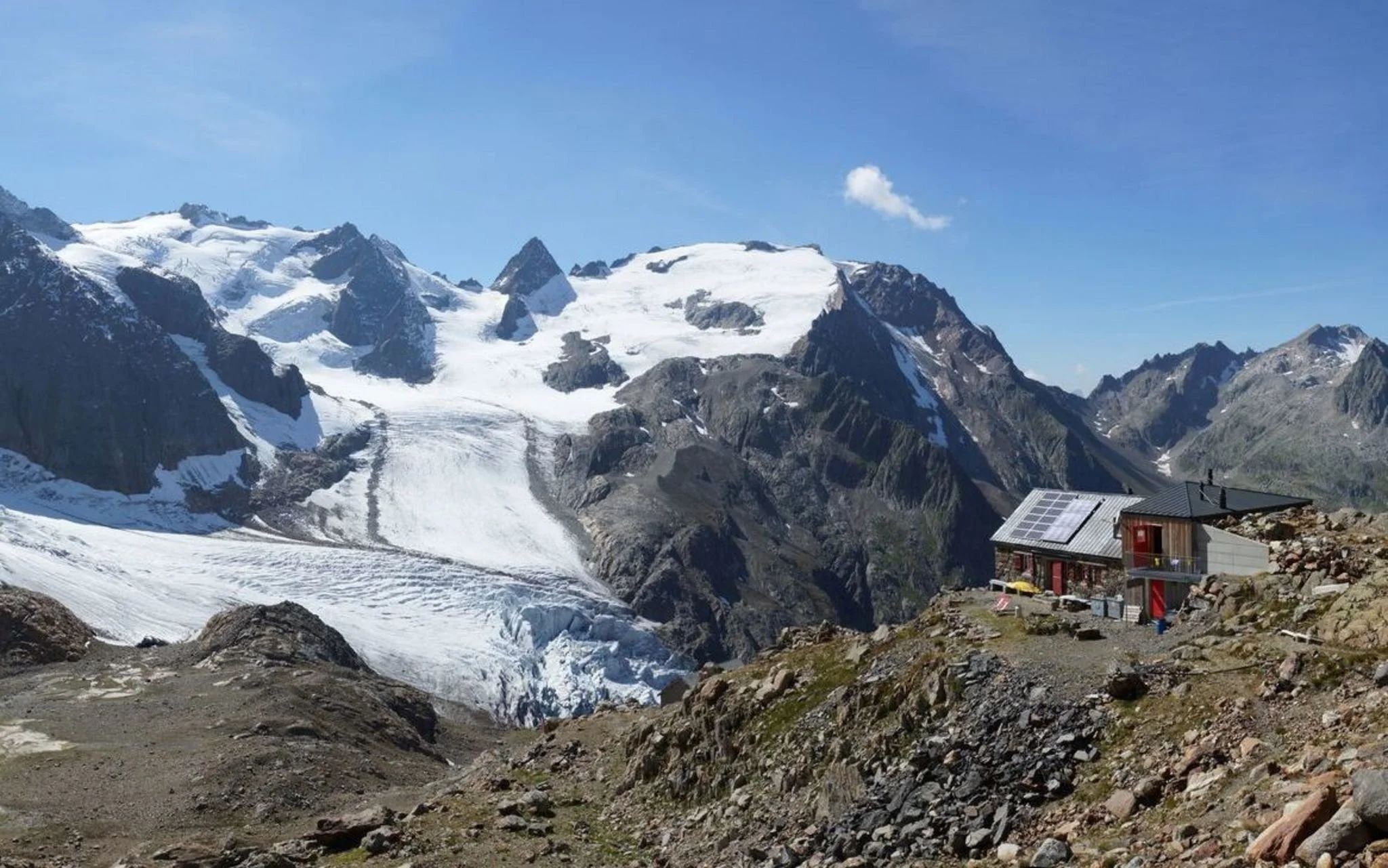 Albert-Heim-Hütte SAC – Complete Alpine Hut Guide